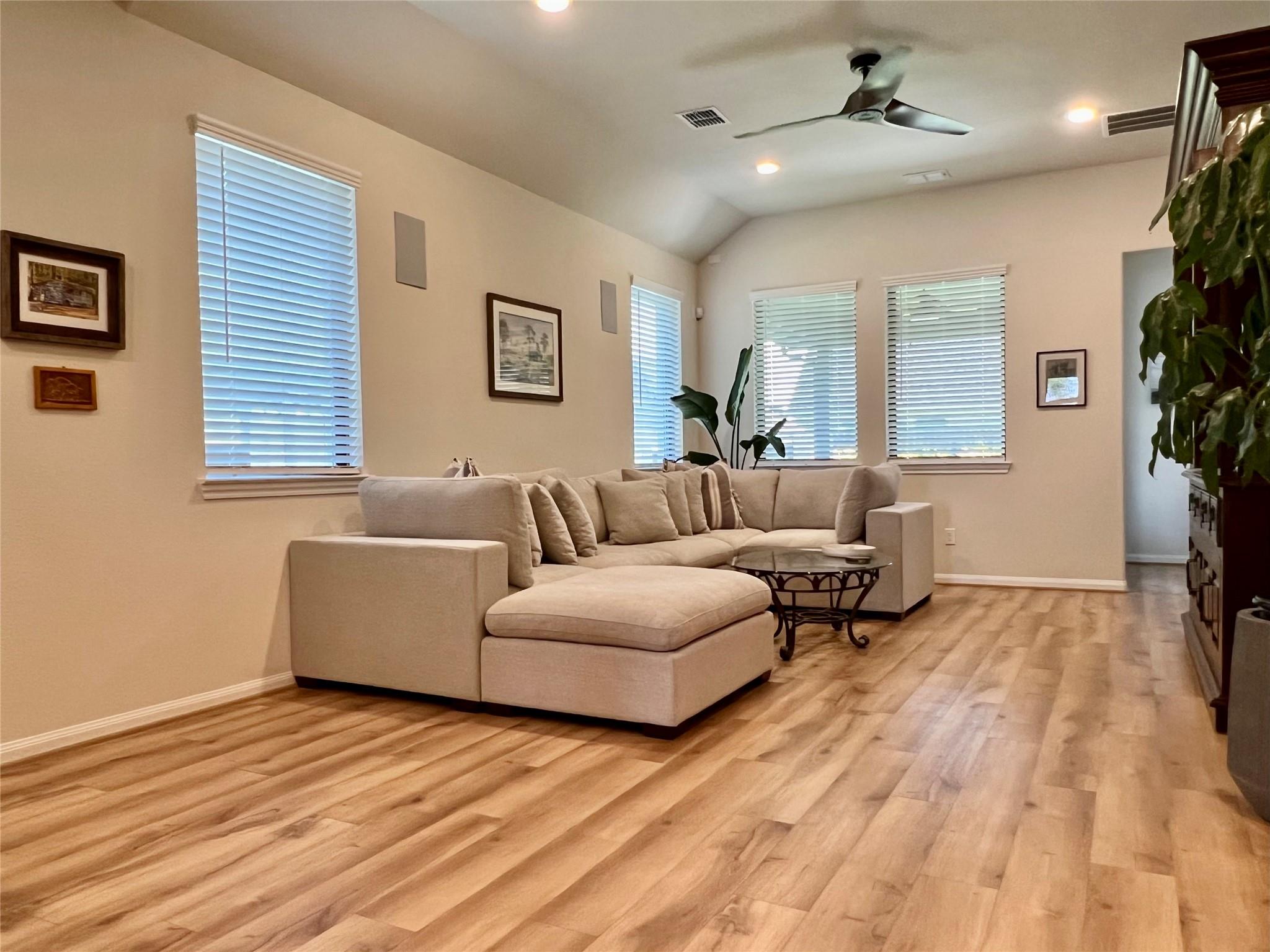 19332 Poppy Village Cir, Magnolia, TX 77355 photo