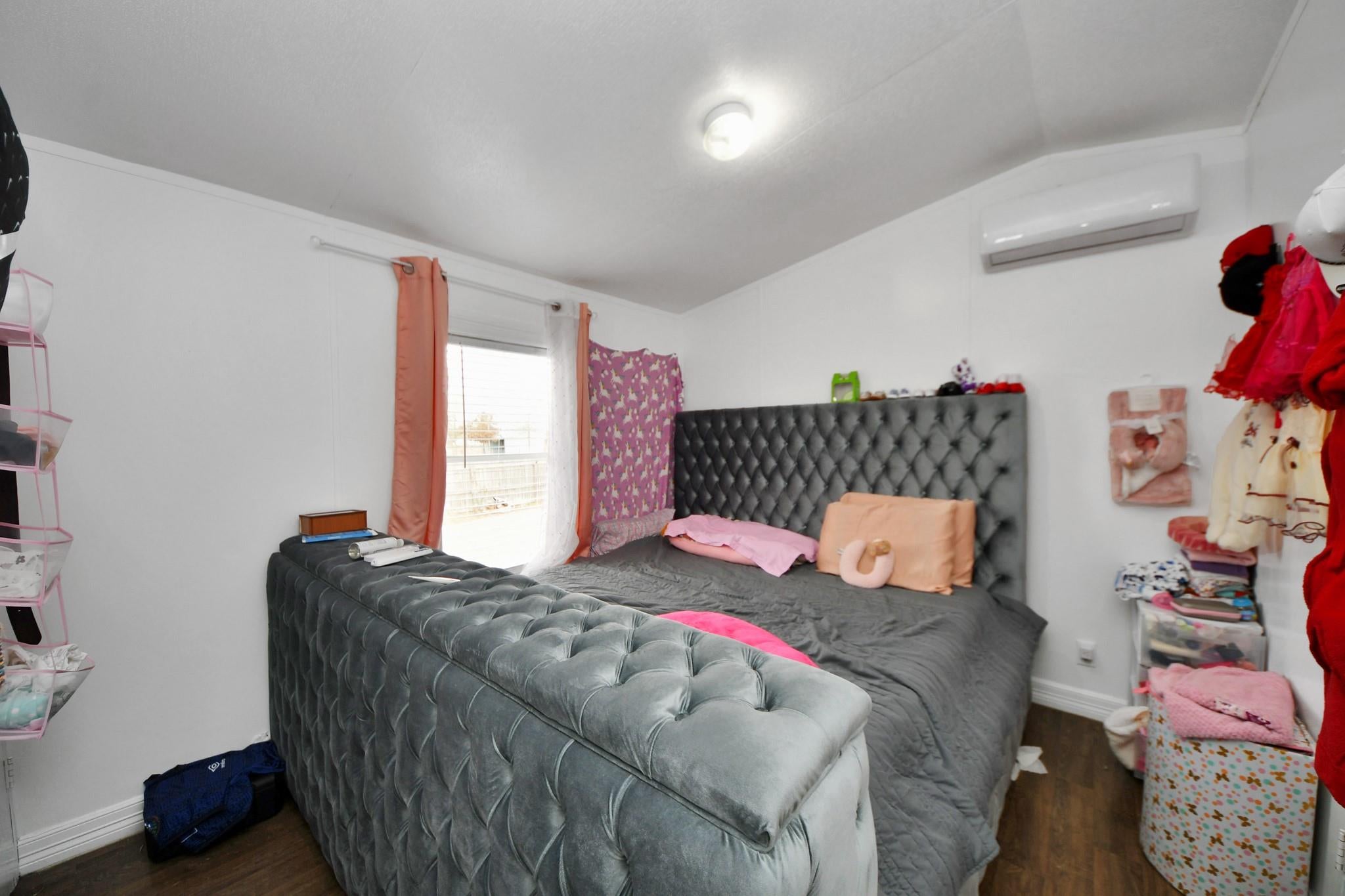 411 County Road 3556, Cleveland, TX 77327 photo
