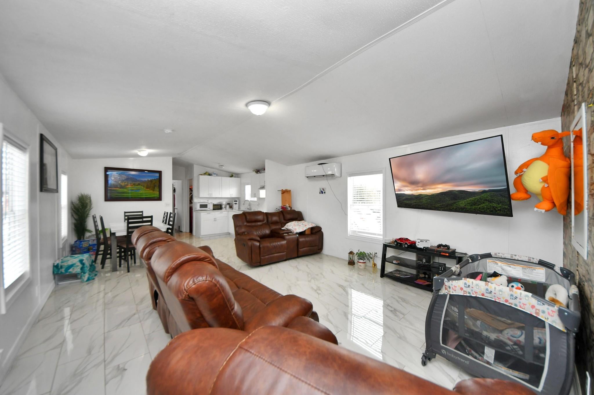 411 County Road 3556, Cleveland, TX 77327 photo