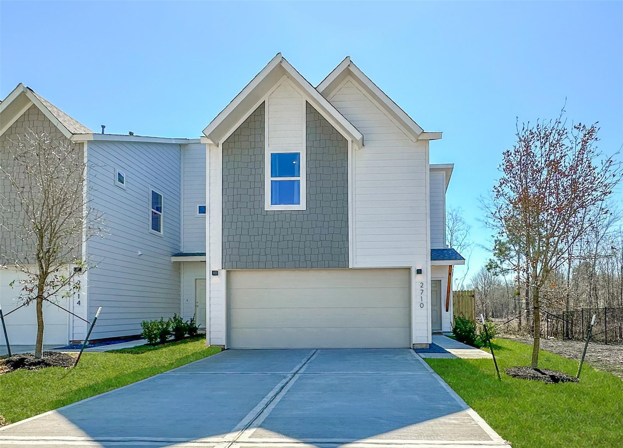 2710 Discovery Trail Ct, Conroe, TX 77301