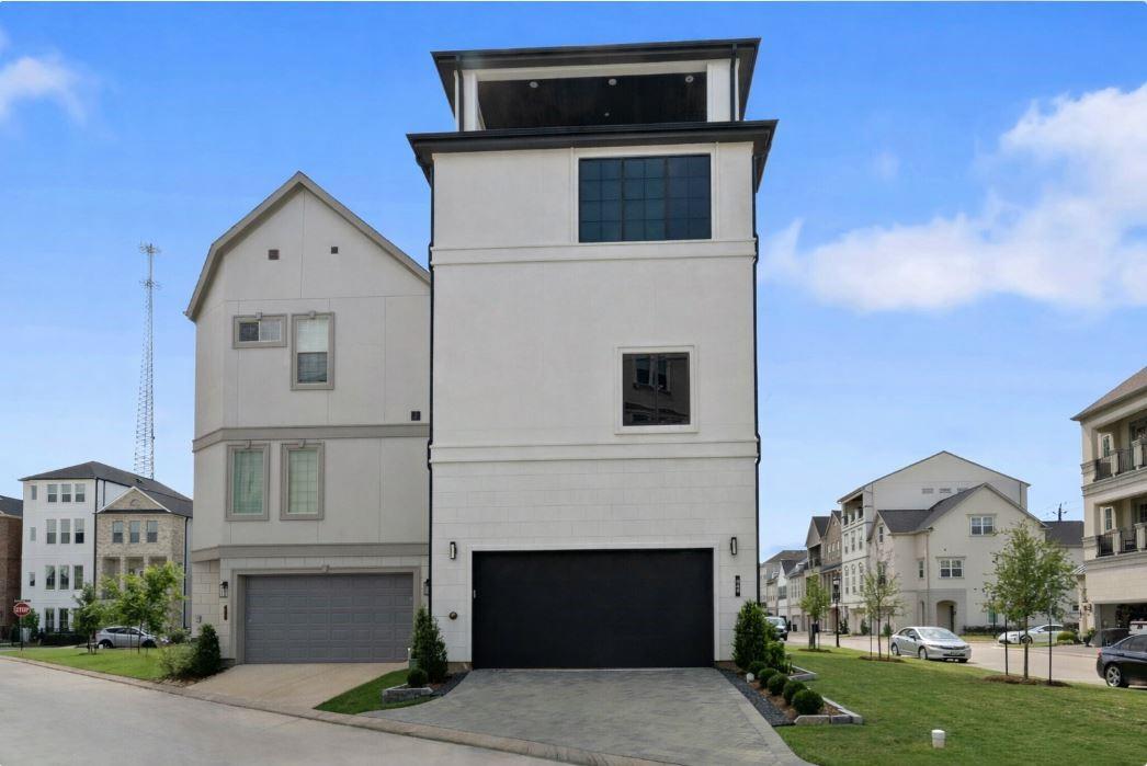 948 Blackshire Ln, Houston, TX 77055 photo