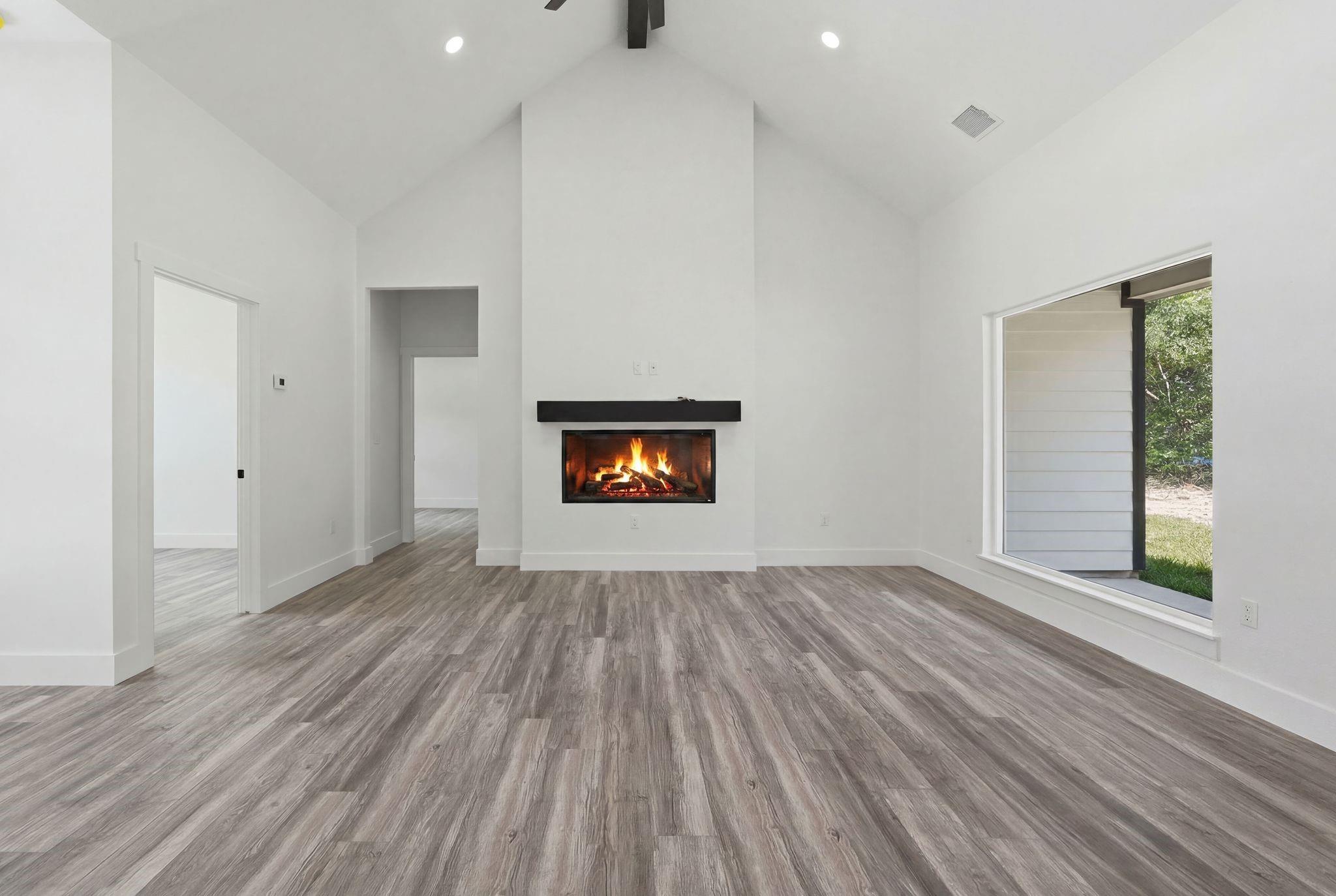 13081 Crystal Trl, Conroe, TX 77306 photo