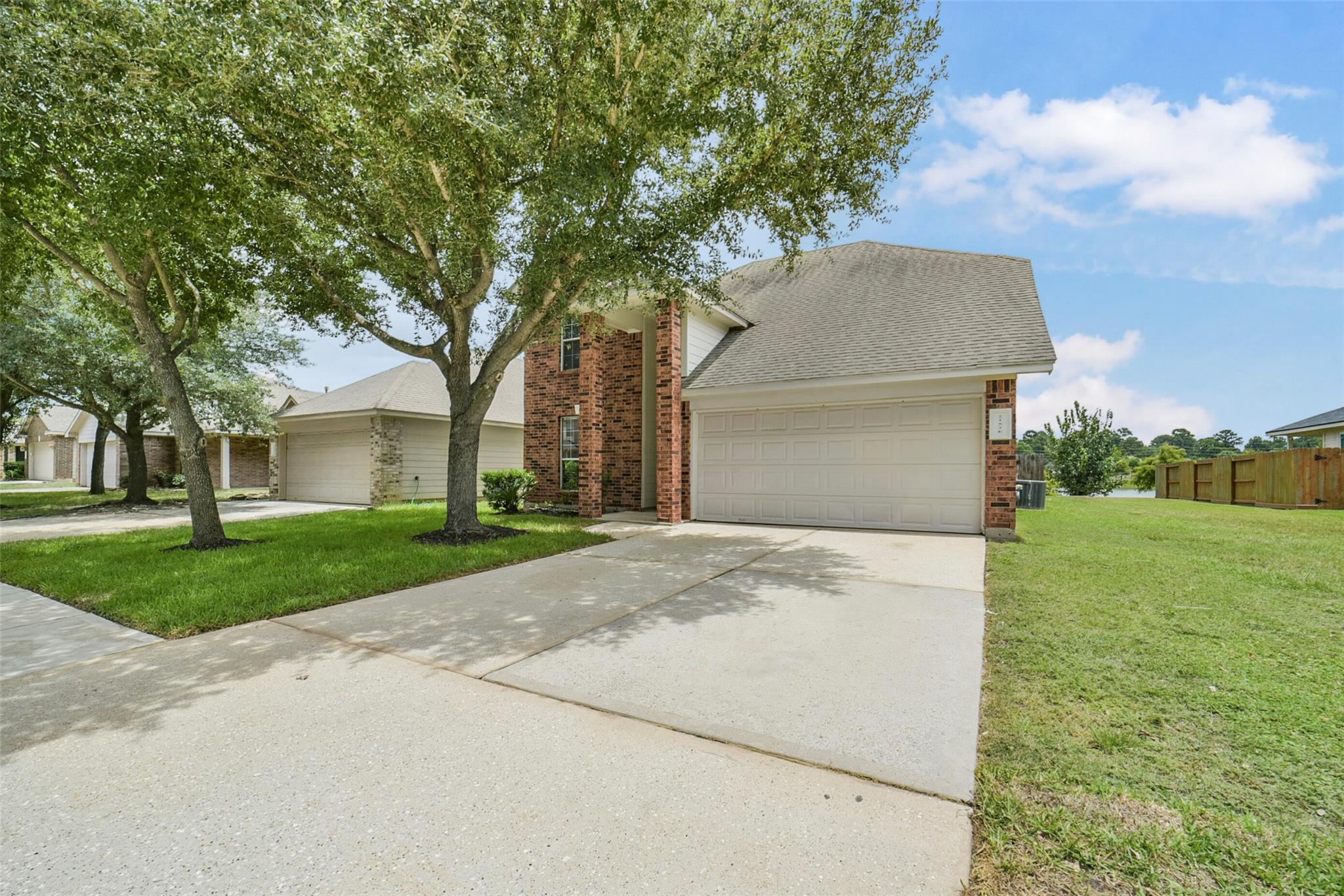 21526 Falvel Lake Dr, Spring, TX 77388 photo