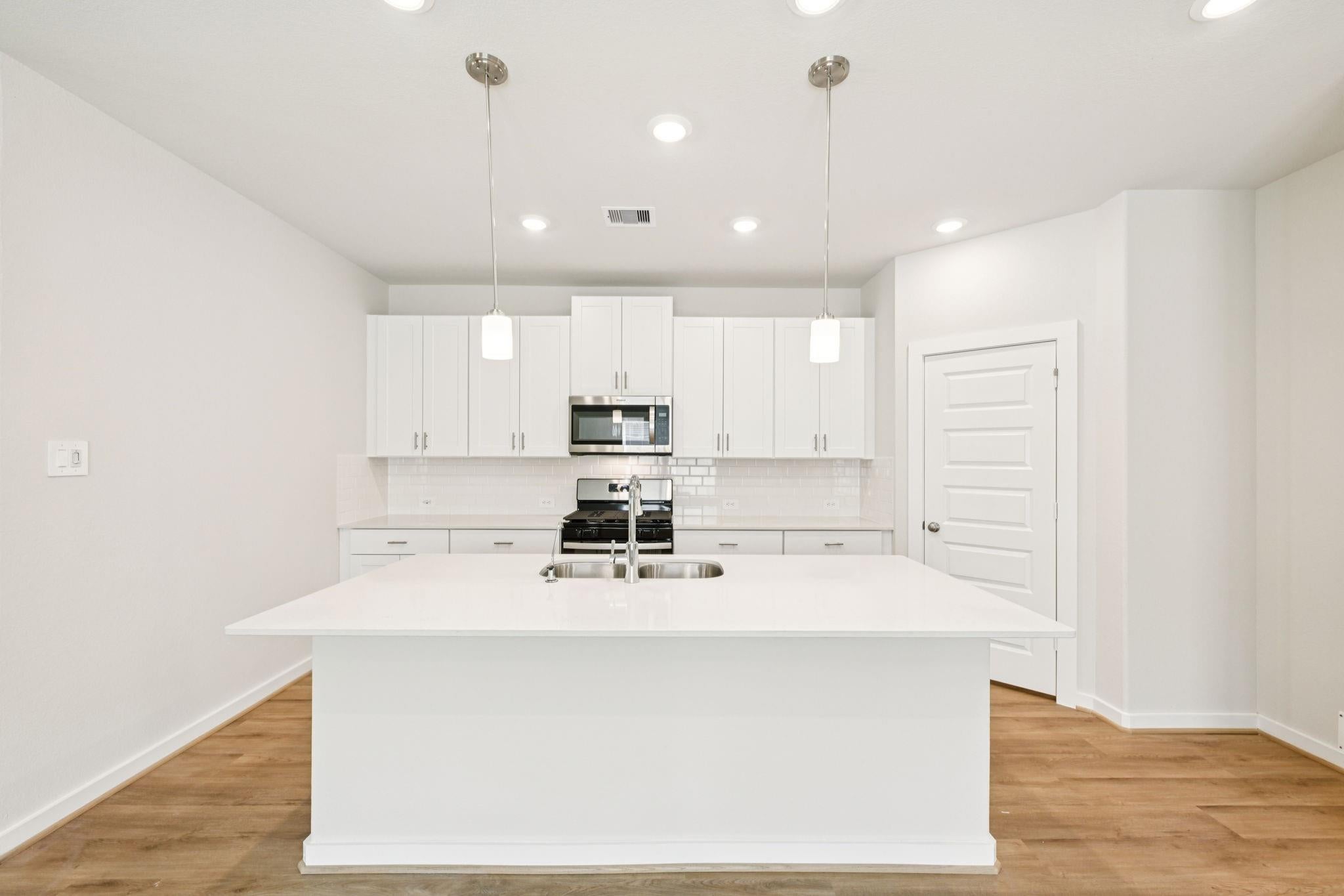 18475 Landing Meadows Ln, New Caney, TX 77357 photo