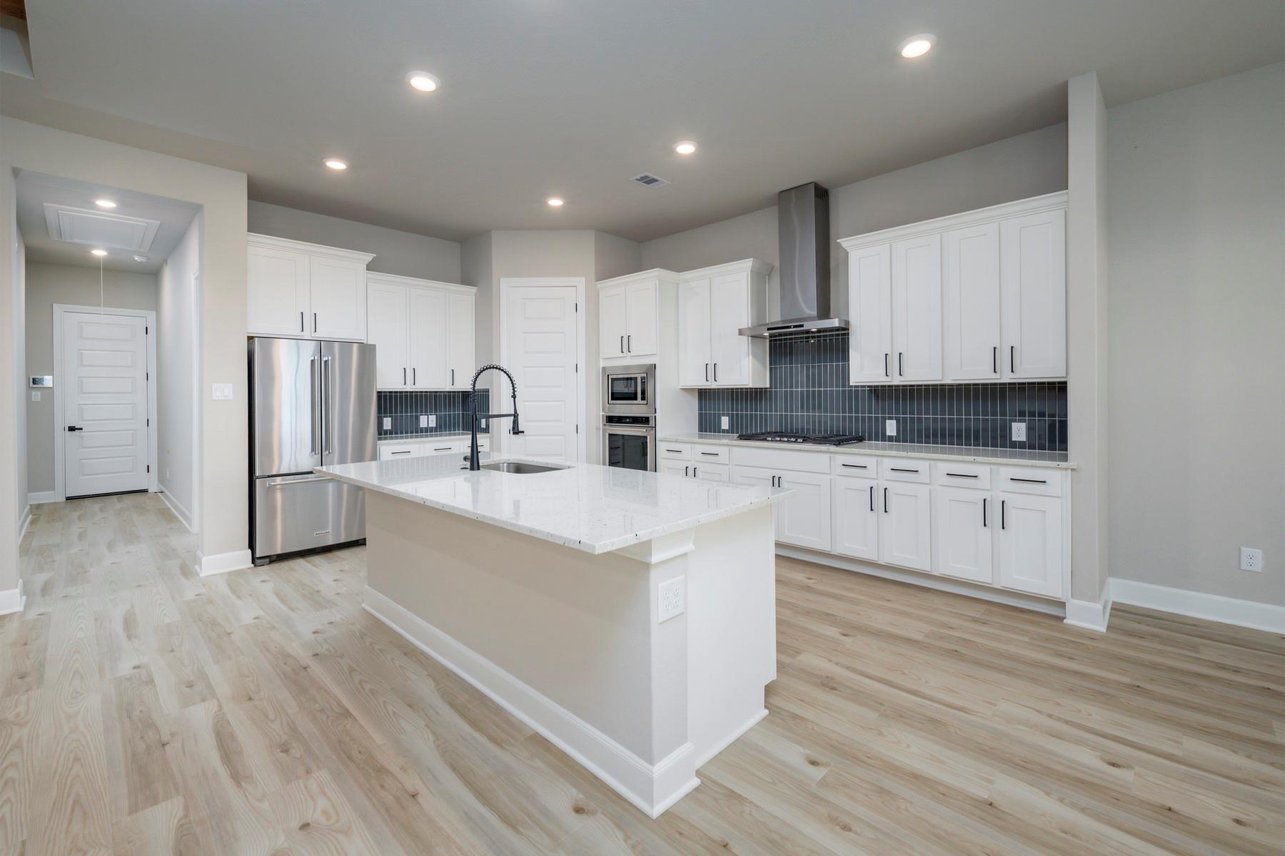 1918 June Lake Ln, Iowa Colony, TX 77583 photo