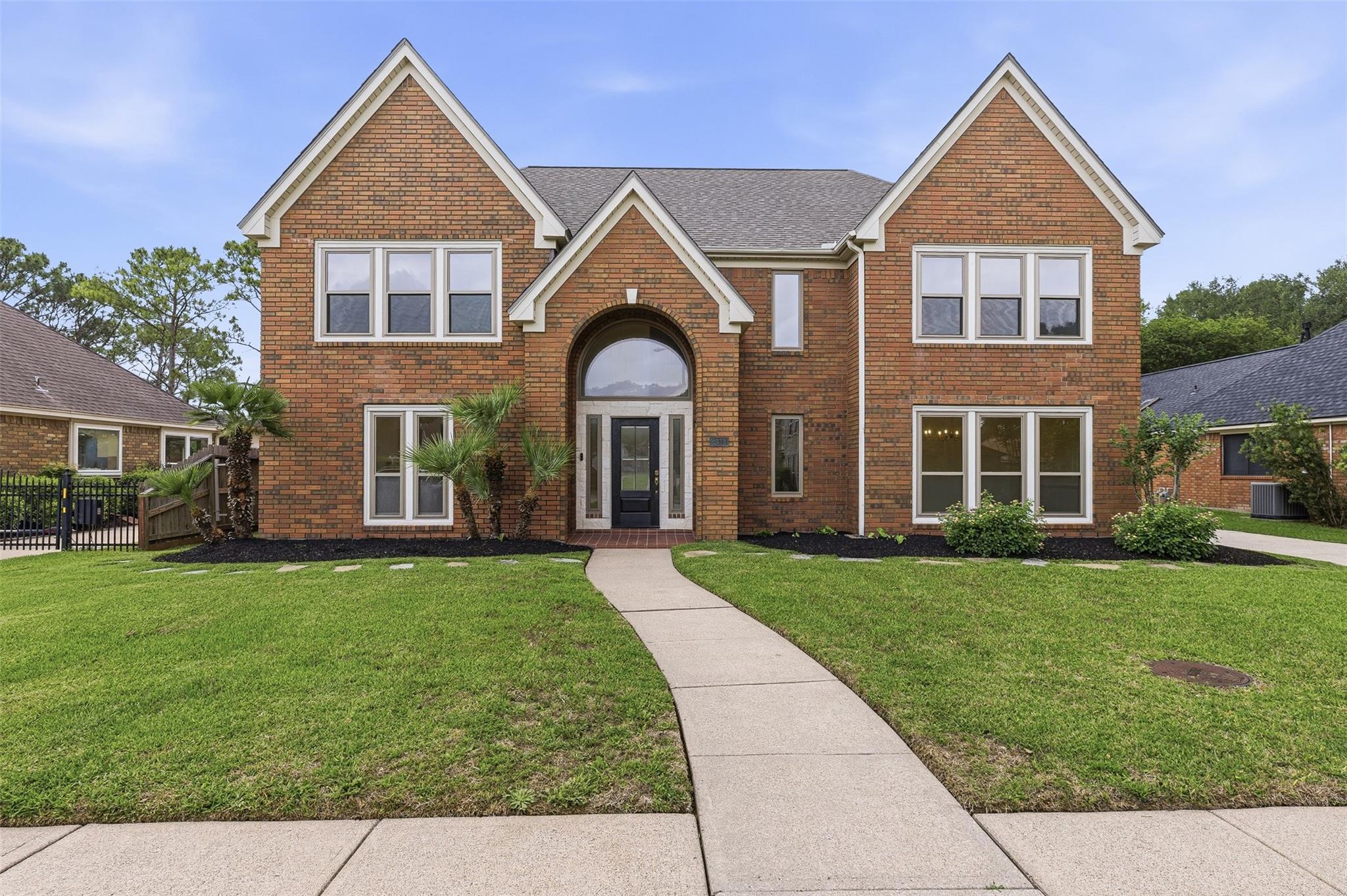 2312 Pebble Beach Dr, League City, TX 77573