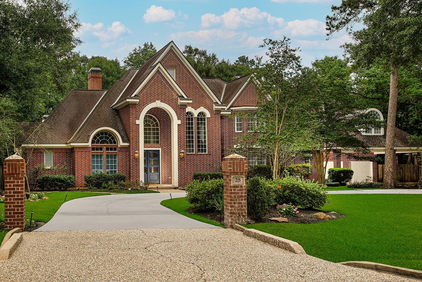 25 Red Sable Pt, The Woodlands, TX 77380 photo