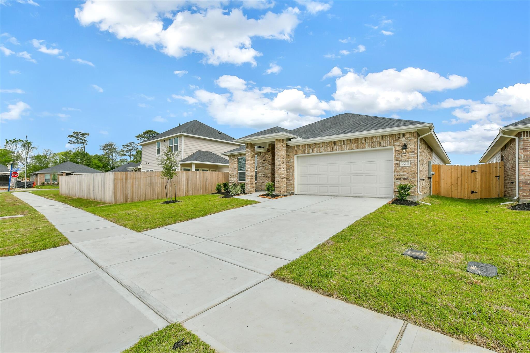 3011 King Oak St, Baytown, TX 77251 photo