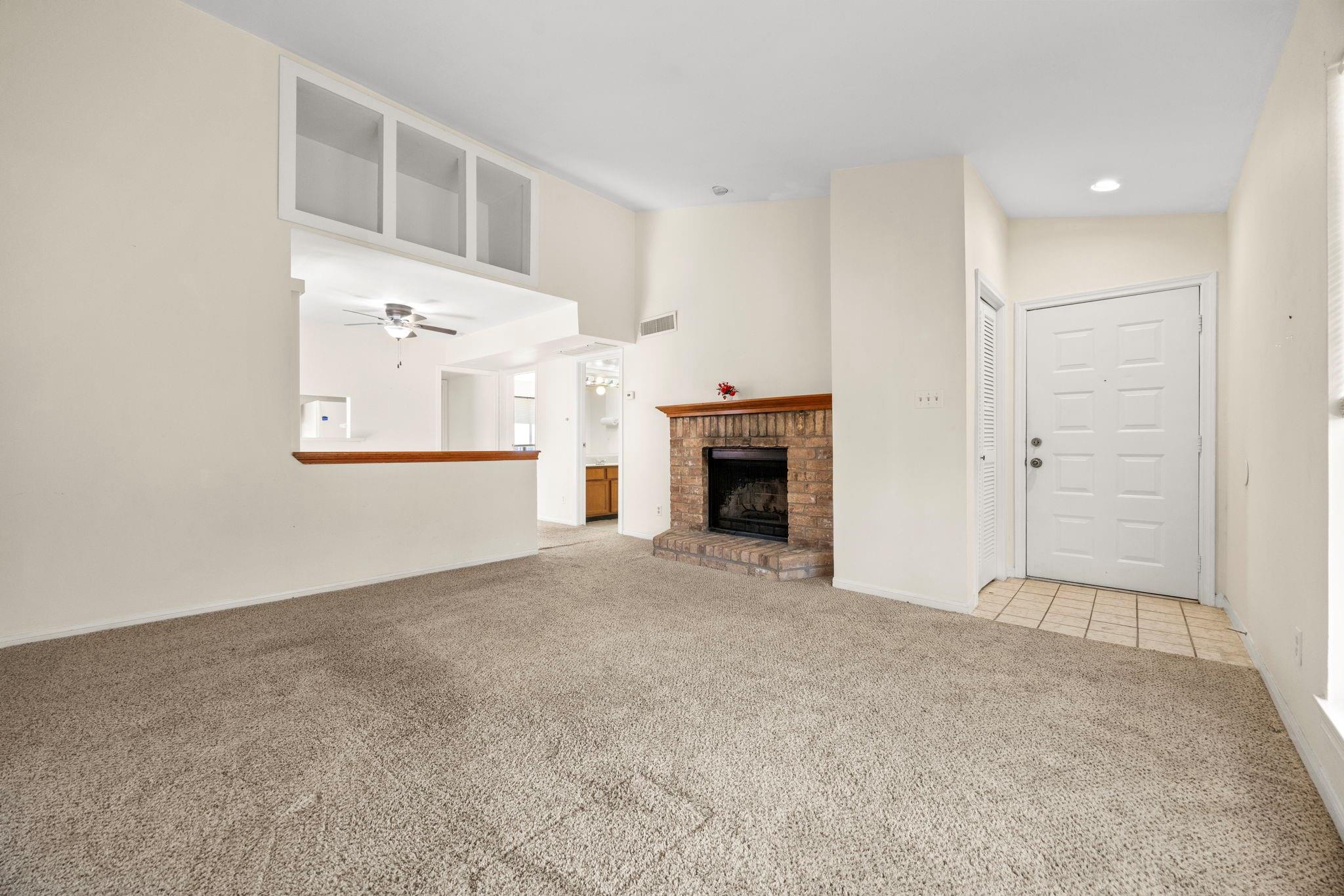 3100 Walnut Bend Ln #120, Houston, TX 77042 photo
