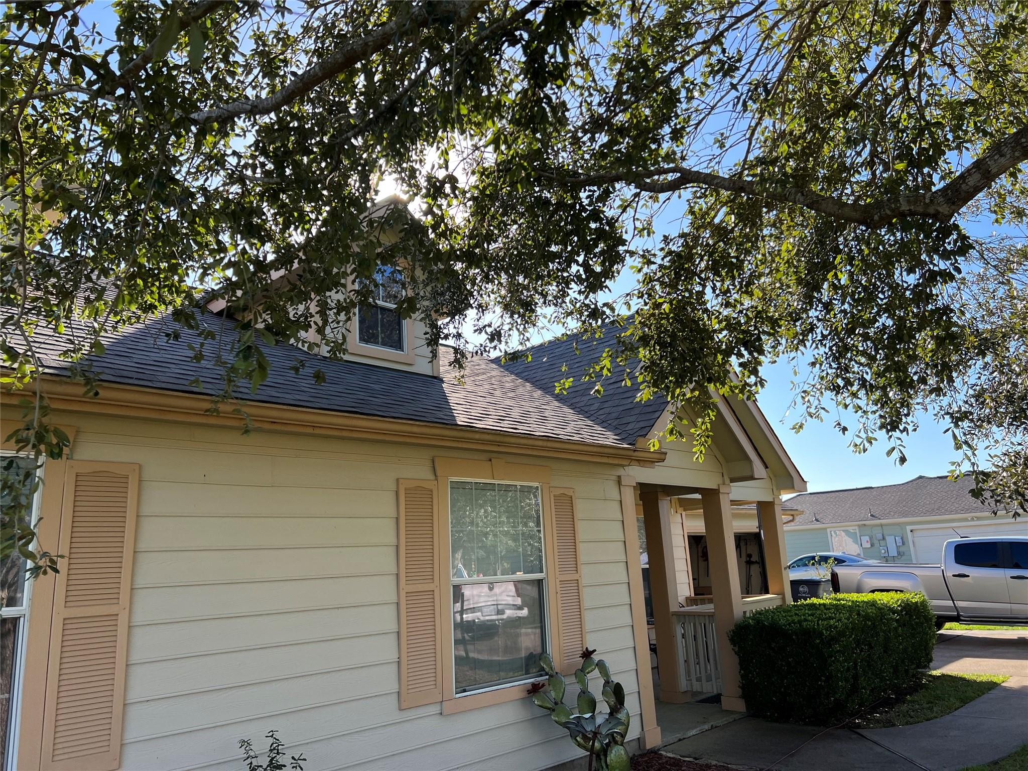 17118 Lake Ridge Cir, Rosharon, TX 77583 photo