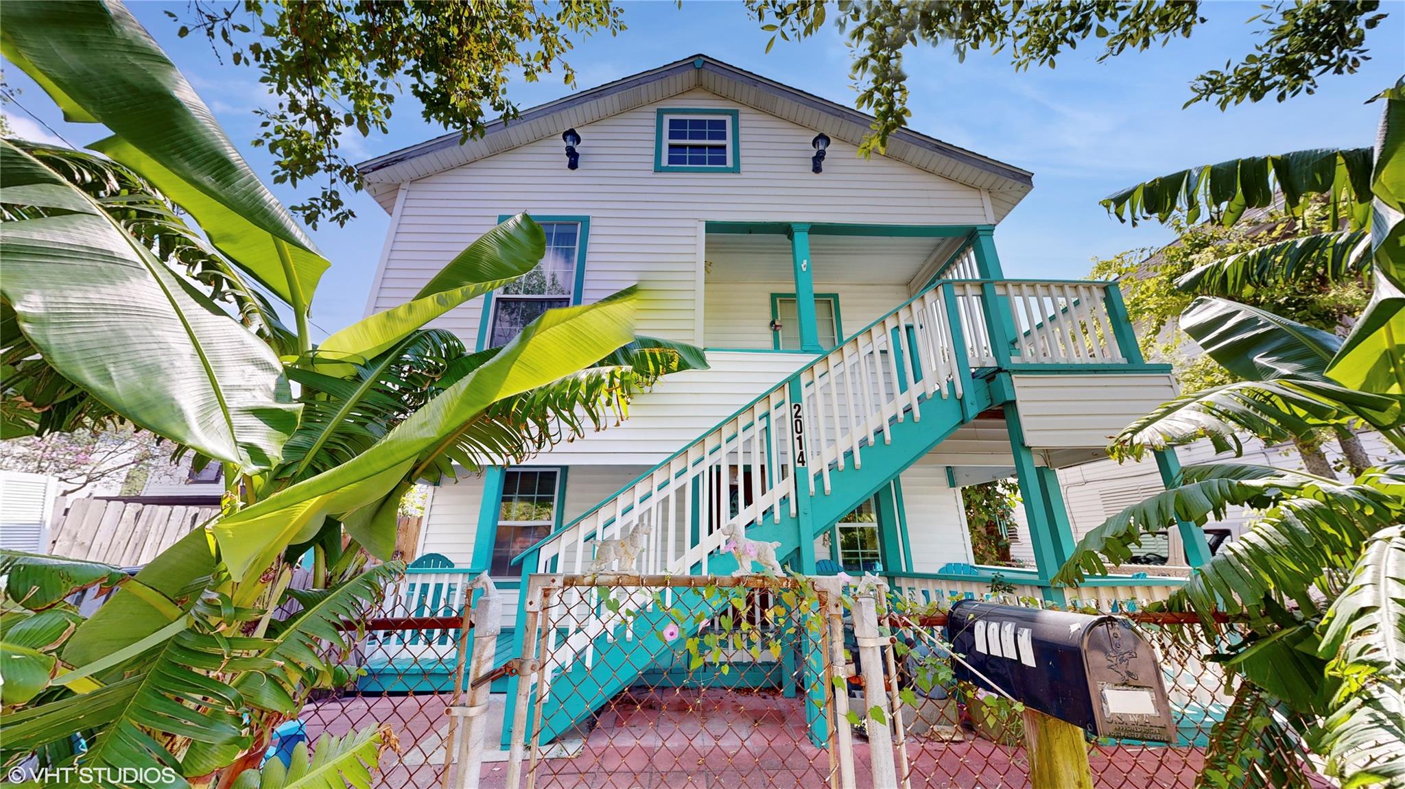 2014 39 St, Galveston, TX 77550