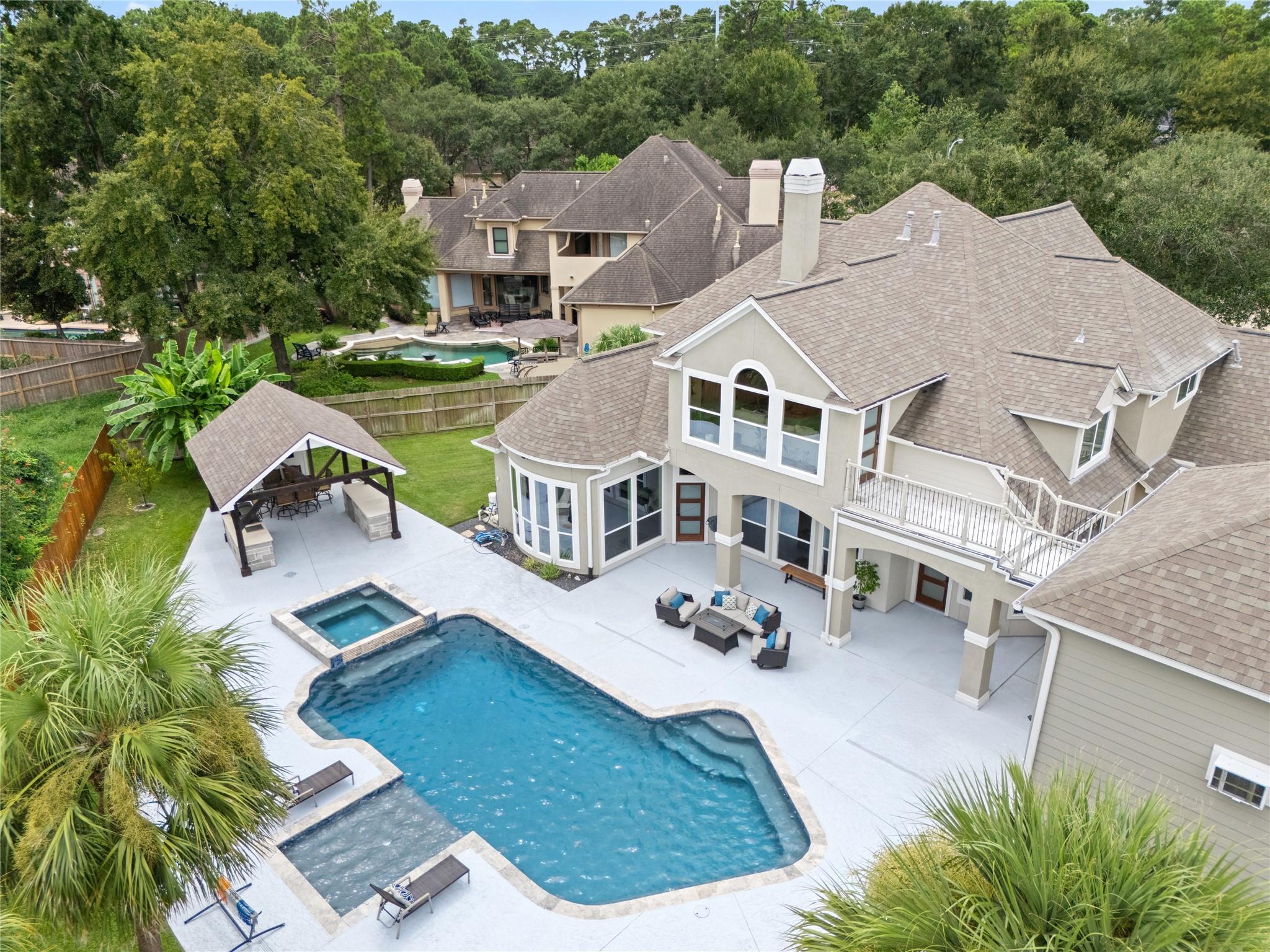 7002 Champions Center Ct, Houston, TX 77069 photo