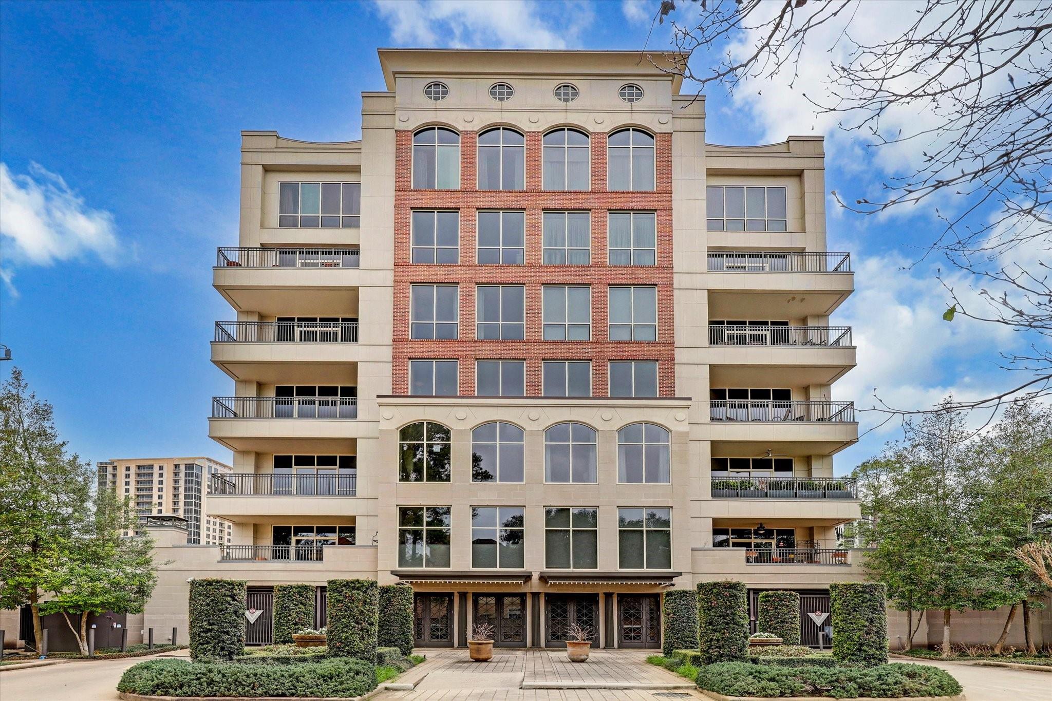 511 S Post Oak Ln #6 D, Houston, TX 77056 photo