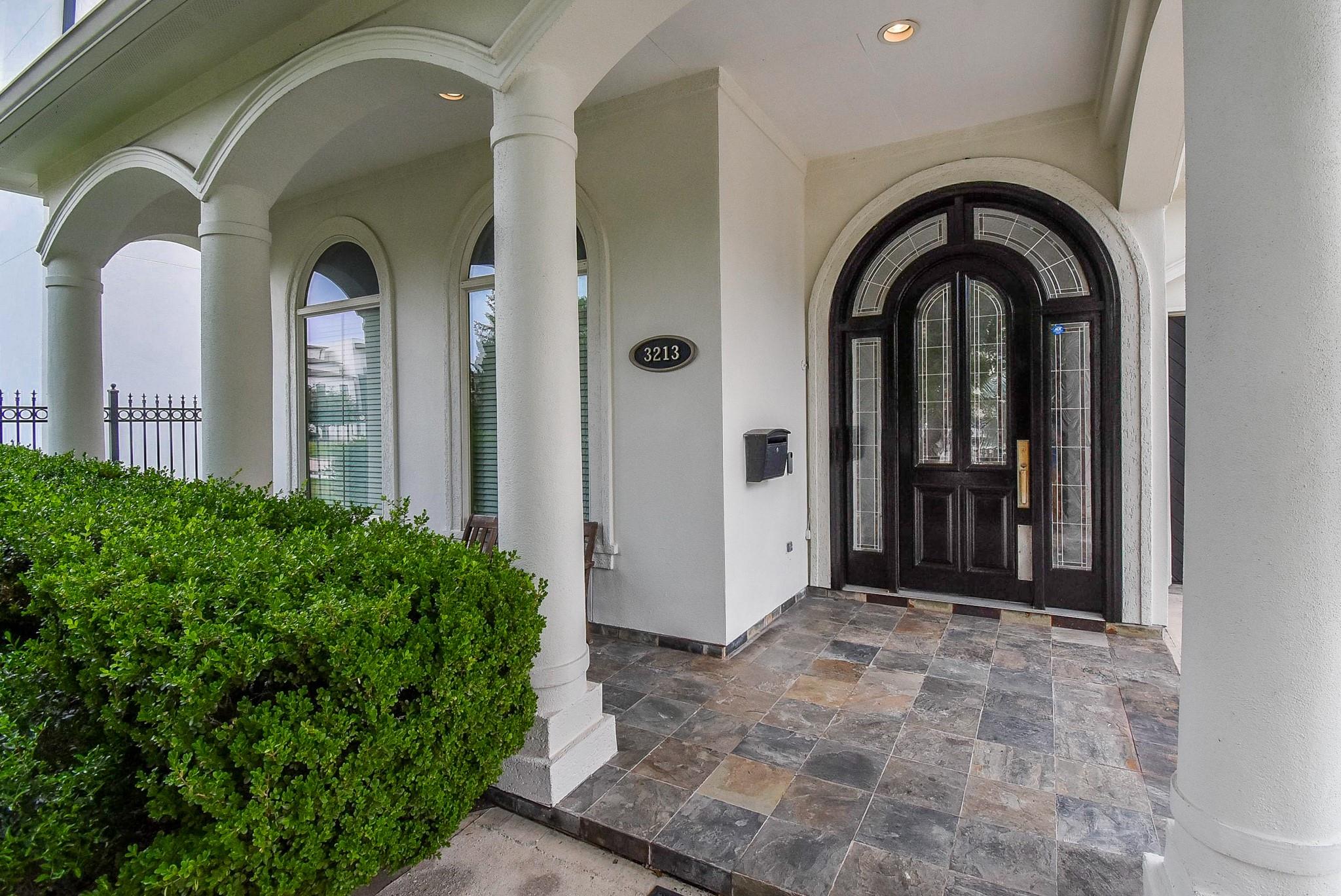 3213 Mcculloch Cir, Houston, TX 77056 photo