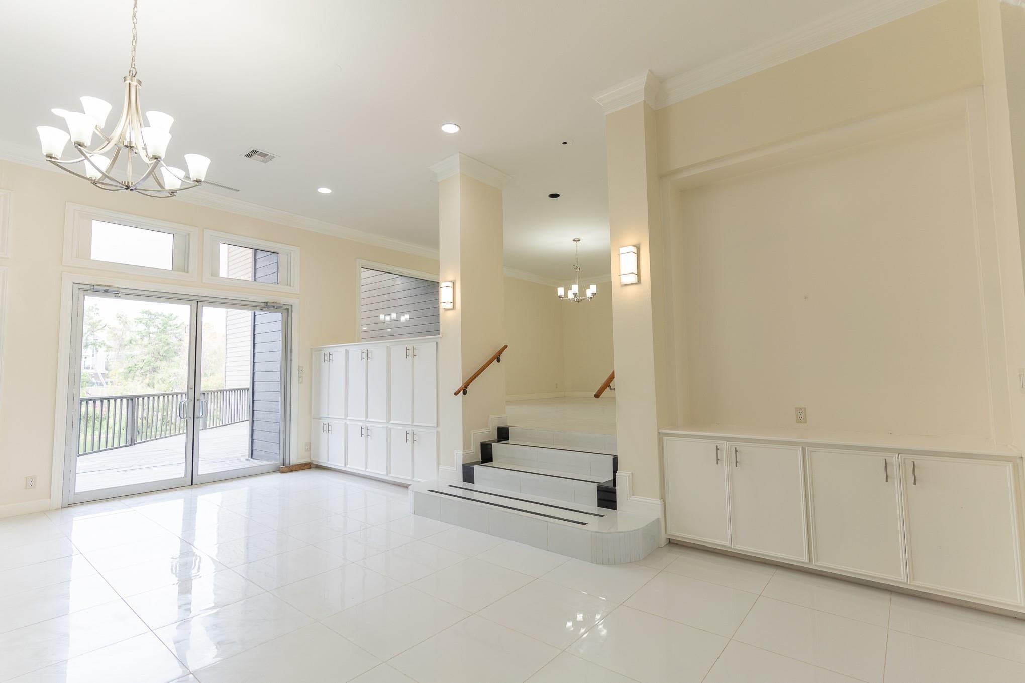 8800 Woodway Dr #10, Houston, TX 77063 photo
