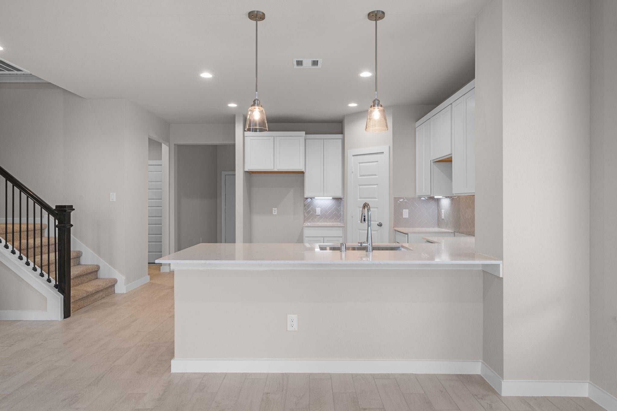 1731 Pecan Woods Ln, Conroe, TX 77301 photo