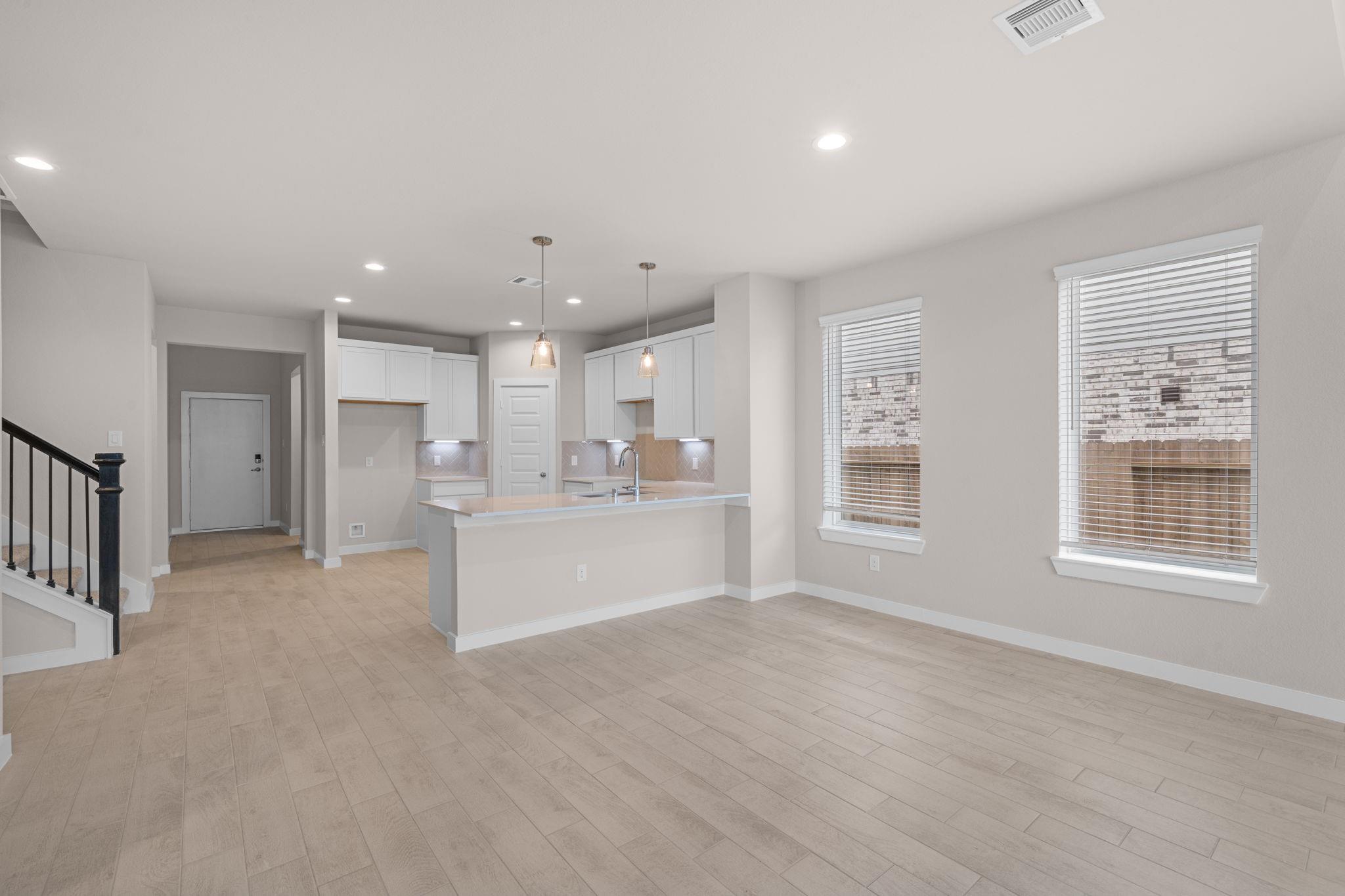 1731 Pecan Woods Ln, Conroe, TX 77301 photo