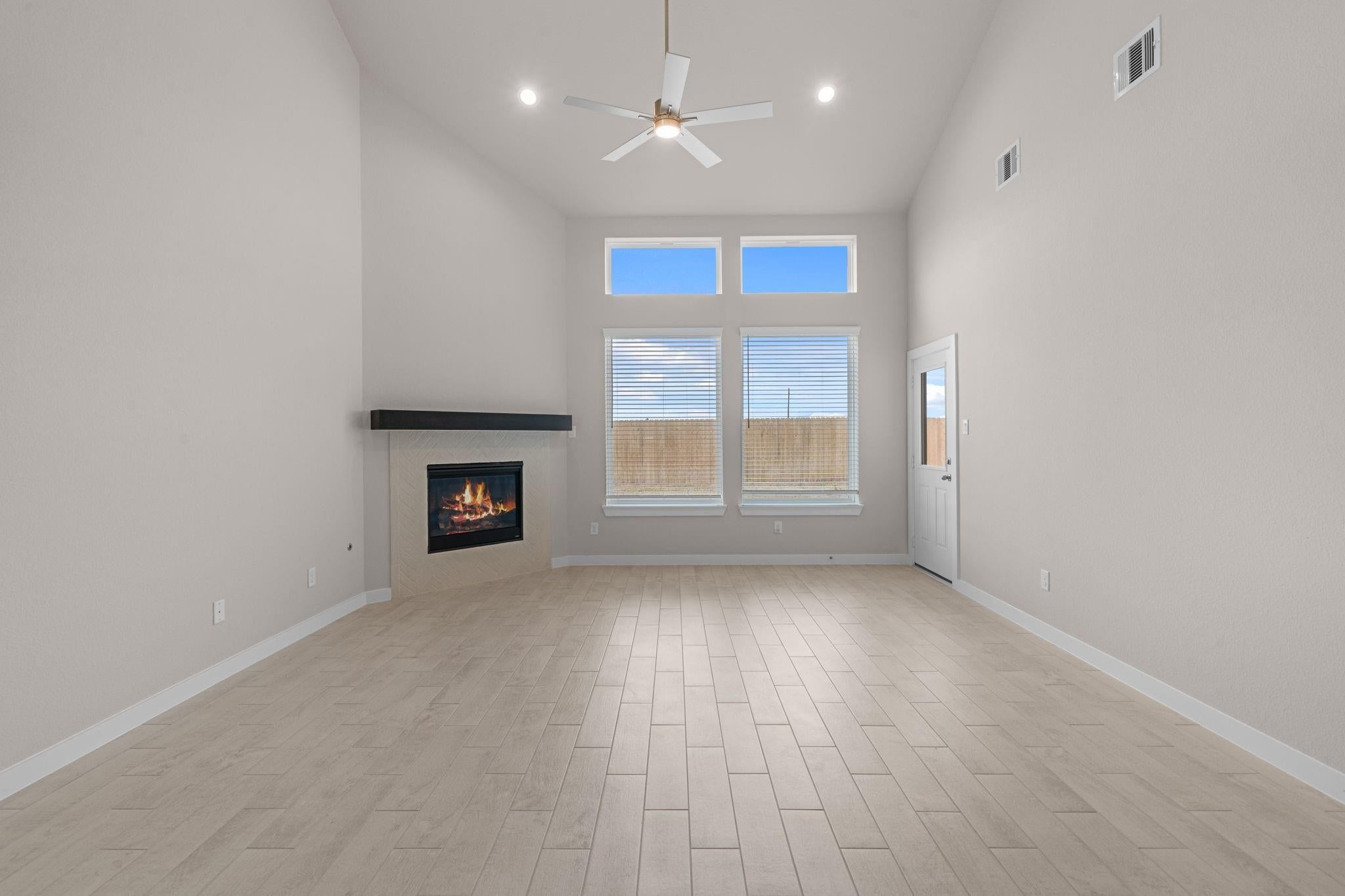 1731 Pecan Woods Ln, Conroe, TX 77301 photo