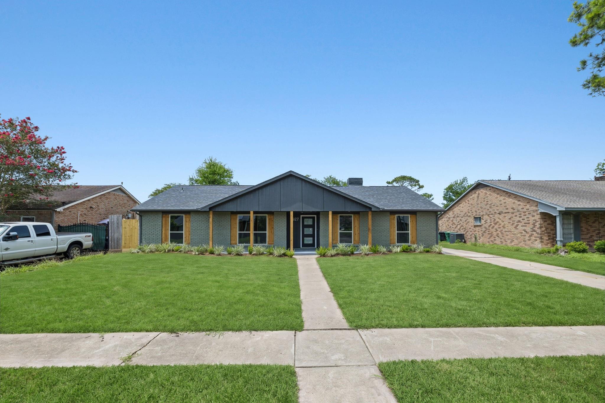 5927 Beaudry Dr, Houston, TX 77035 photo