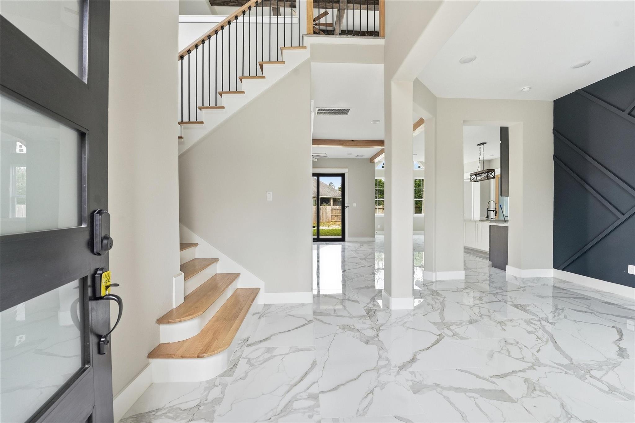 3388 Wooded Ln, Conroe, TX 77301 photo