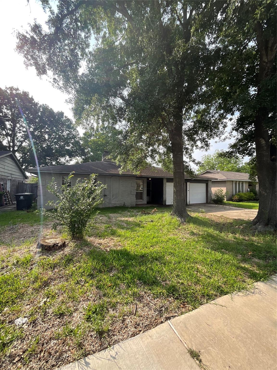 11710 Chadbrook Ln, Houston, TX 77099 photo