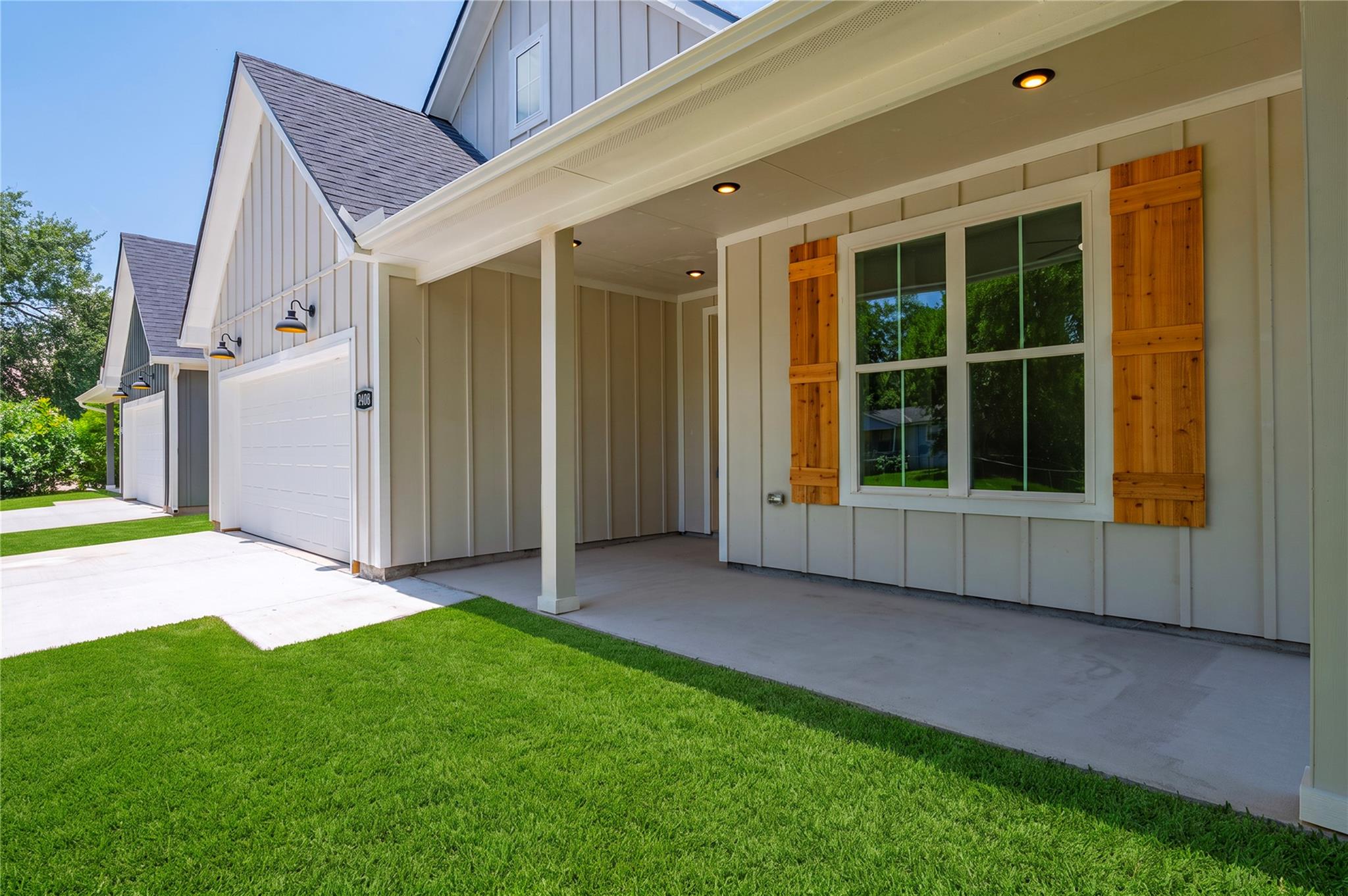 2408 28 Ave, Texas City, TX 77590 photo