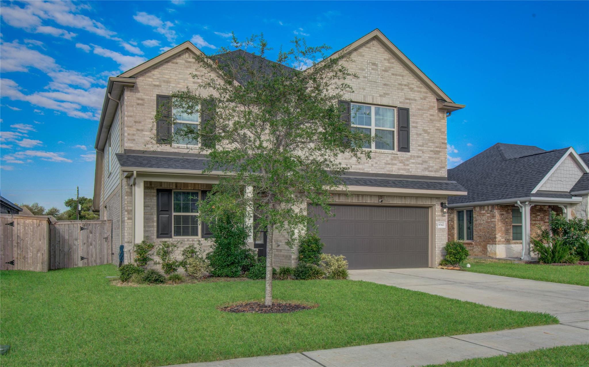 3042 Daw Boardwalk Dr, La Porte, TX 77571 photo