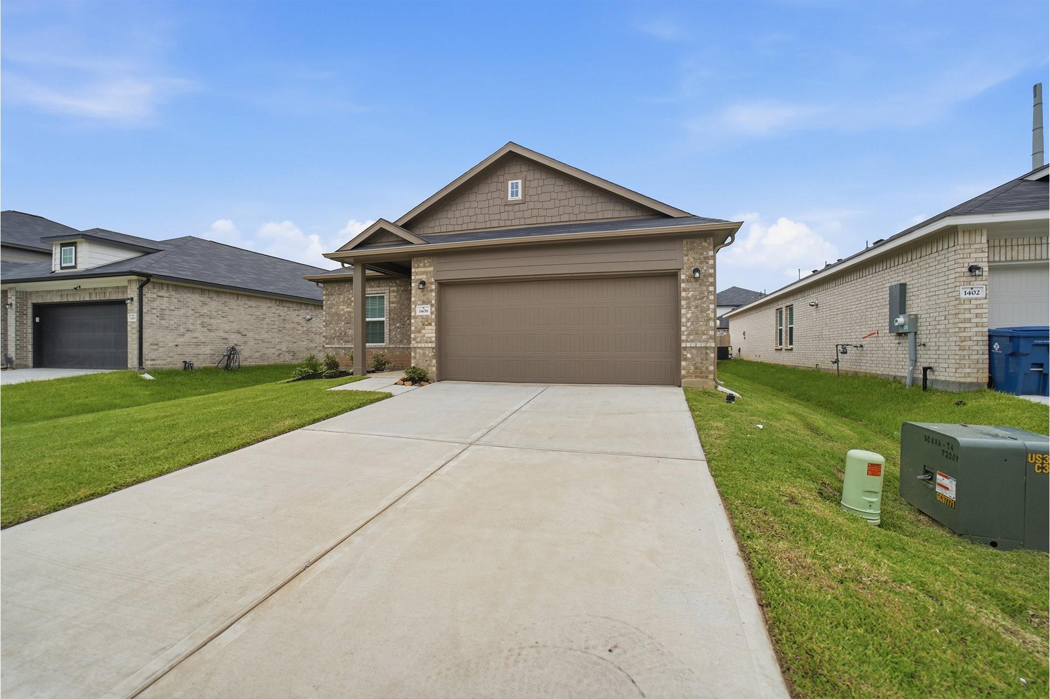 1406 16 Ave, Texas City, TX 77590 photo