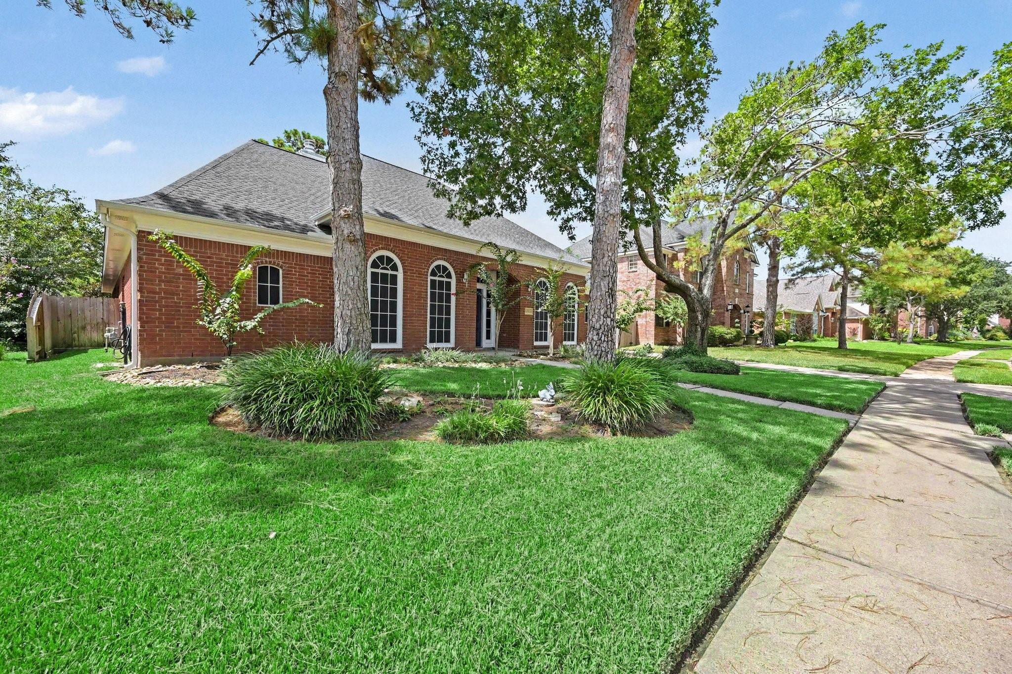 20811 Autumn Redwood Way, Cypress, TX 77433 photo