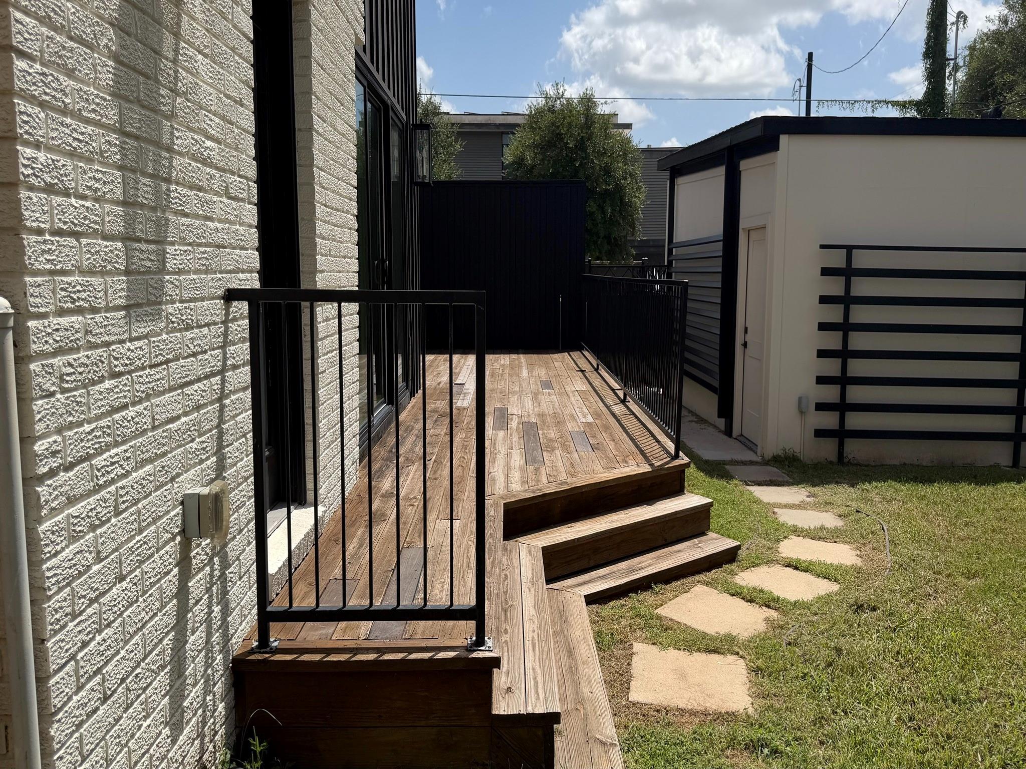 1601 Bonnie Brae St, Houston, TX 77006 photo