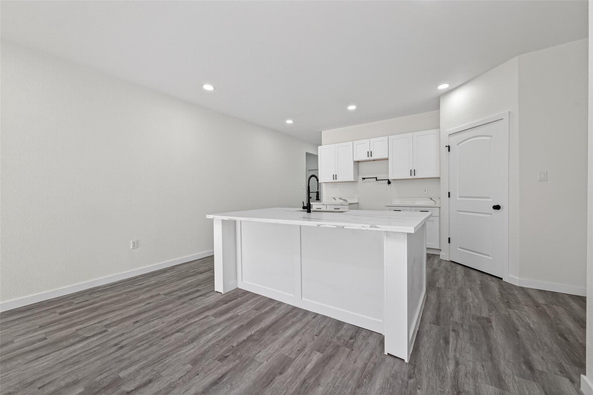 6925 Road 5503, Cleveland, TX 77327 photo
