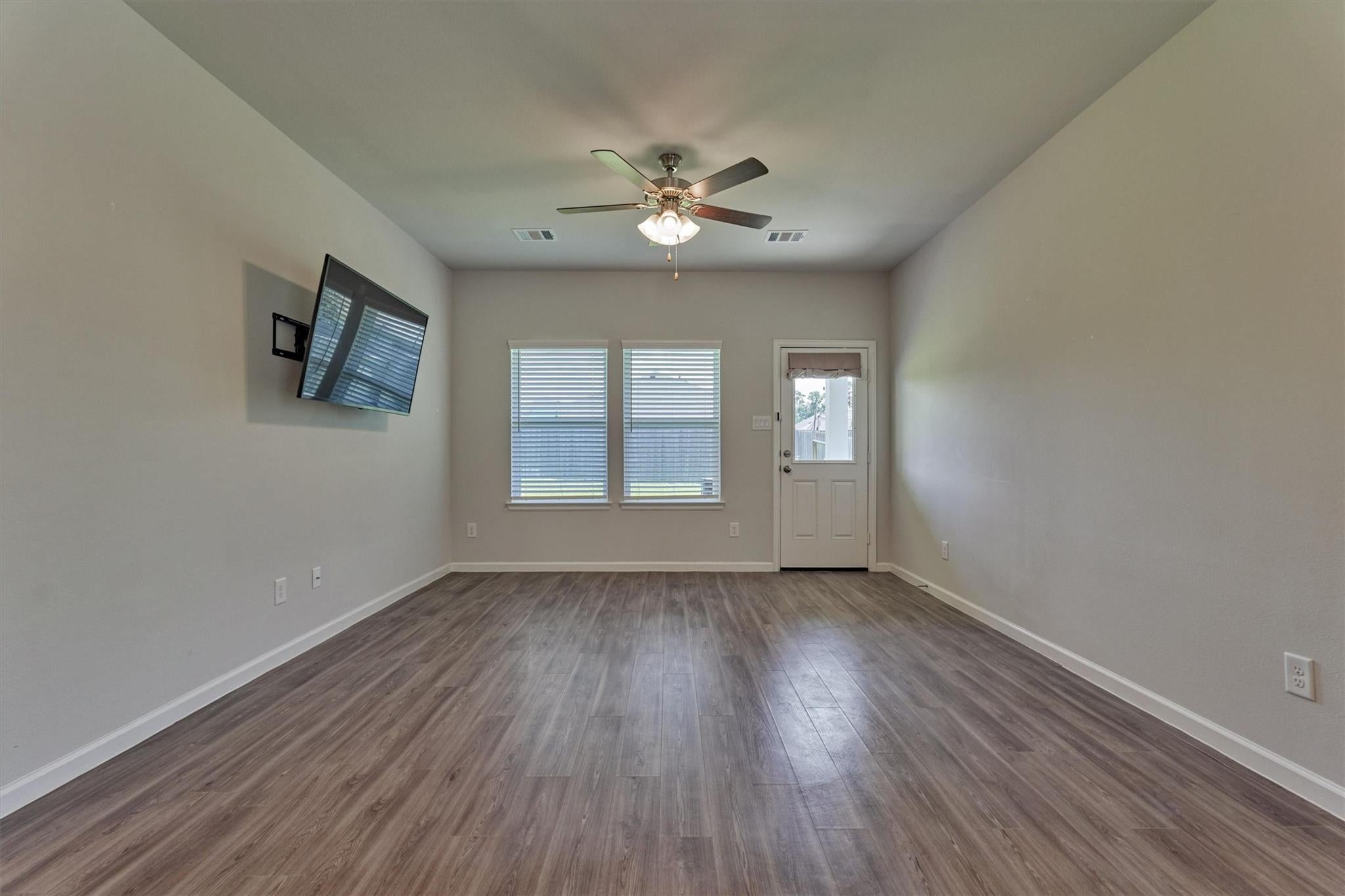 8039 Peppercorn St, Magnolia, TX 77354 photo