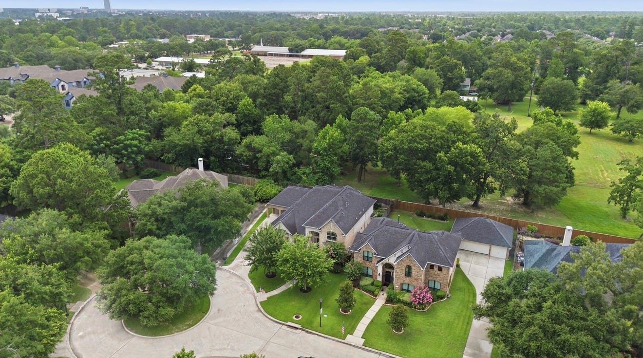 14 Bentley Park Ct, Houston, TX 77070 photo
