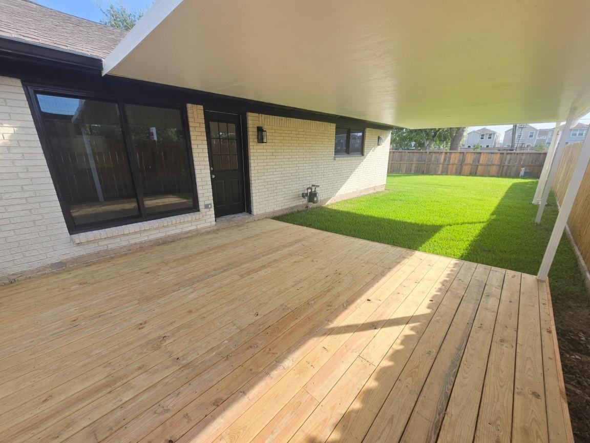 9734 Clanton St, Houston, TX 77080 photo