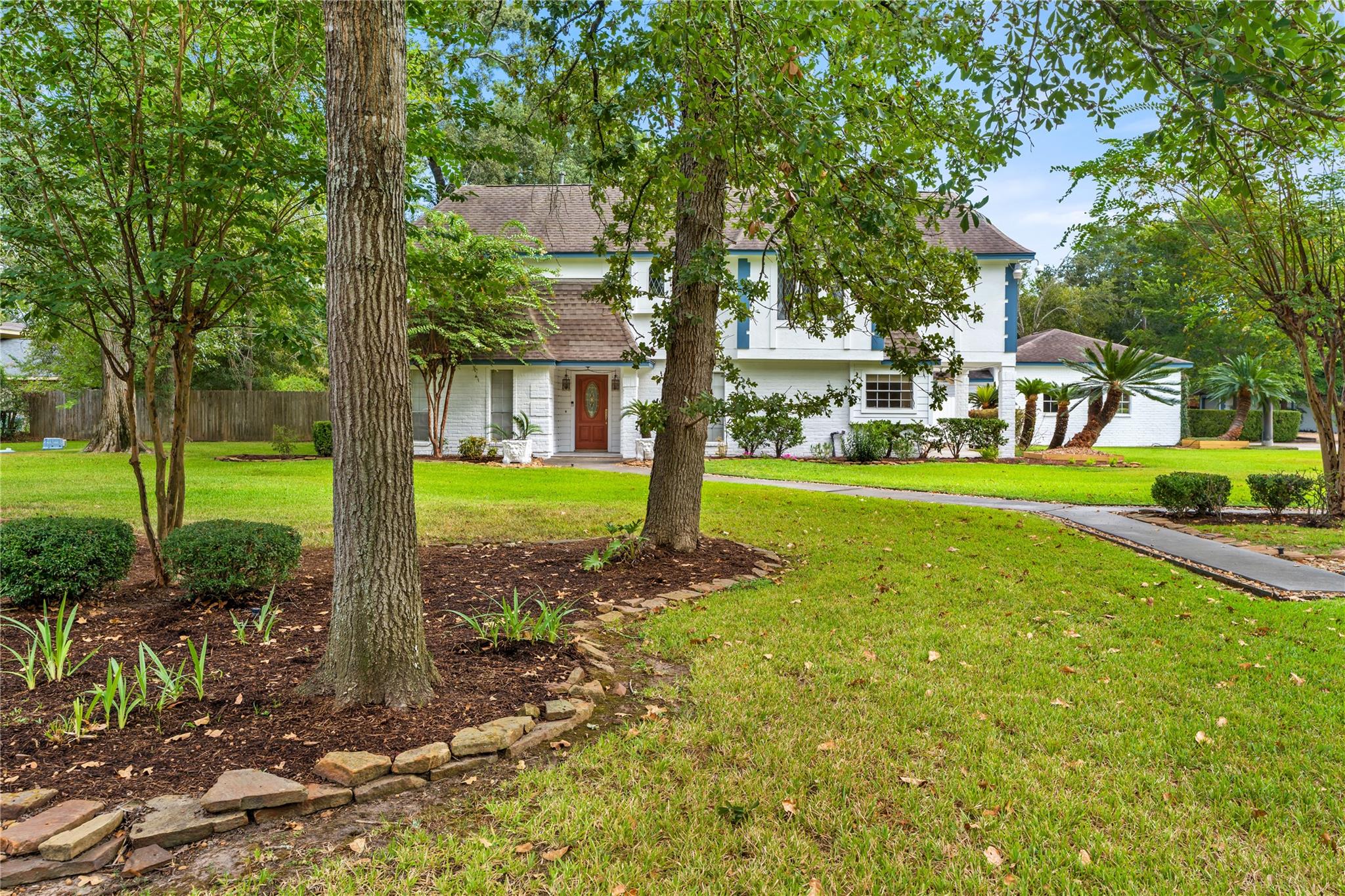 12202 Advance Dr, Houston, TX 77065