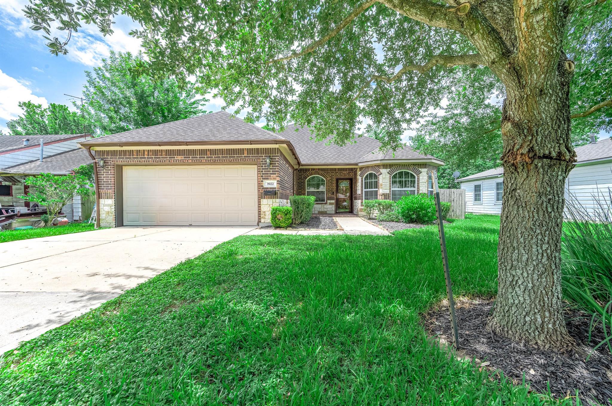 3922 Faulkner St, Houston, TX 77021