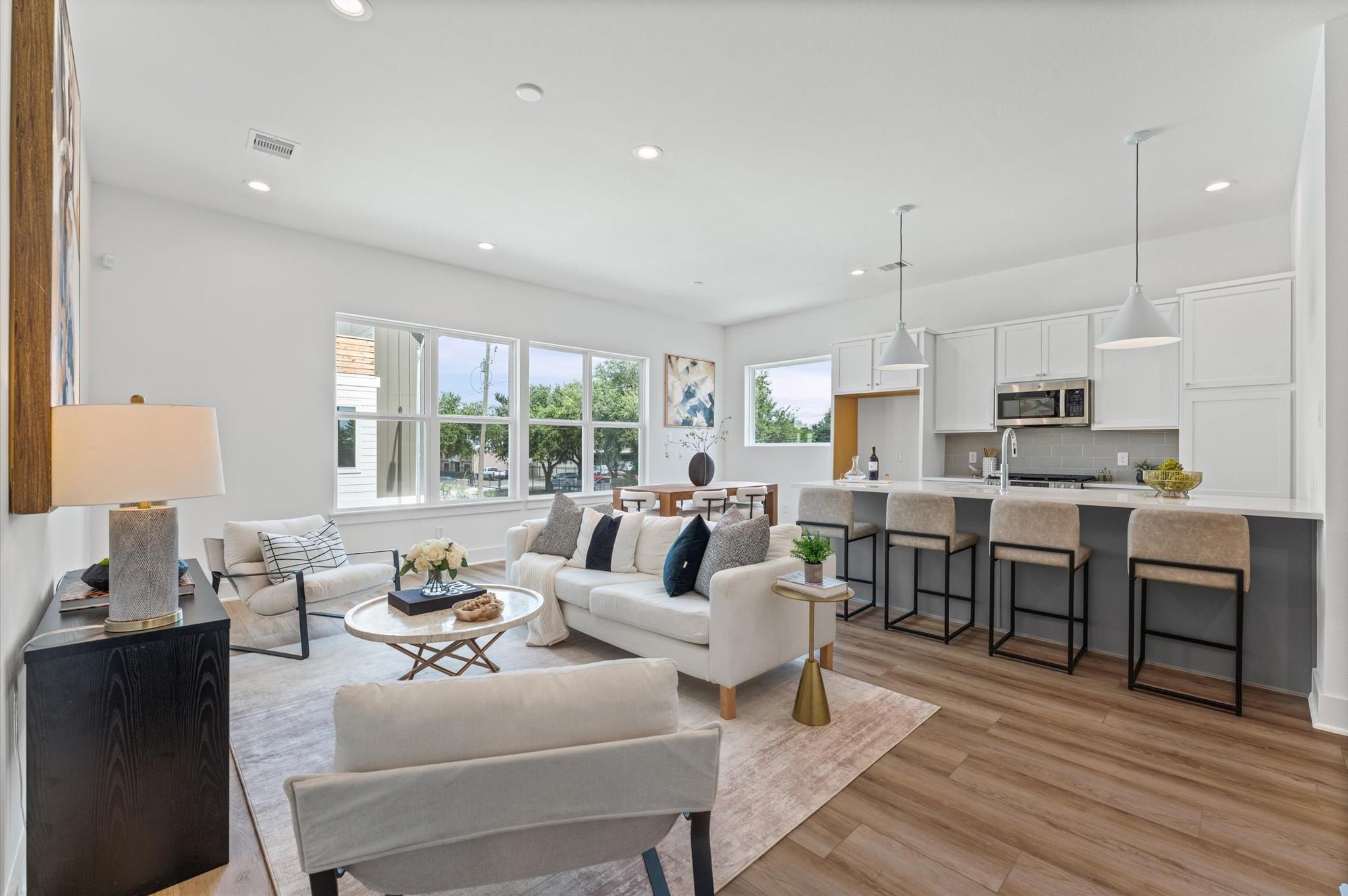 5358 Waleska, Houston, TX 77091