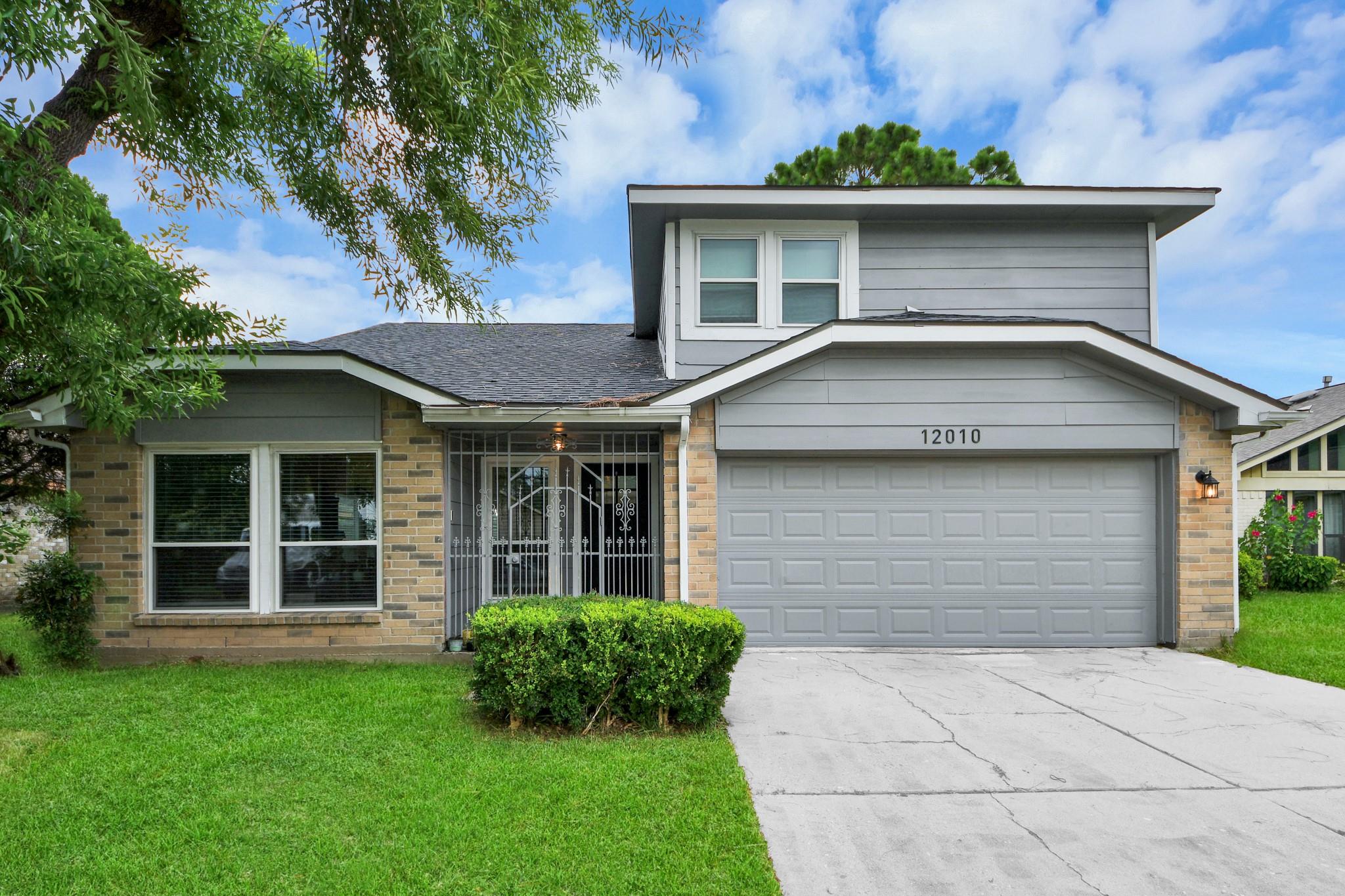 12010 Longbrook Dr, Houston, TX 77099 photo