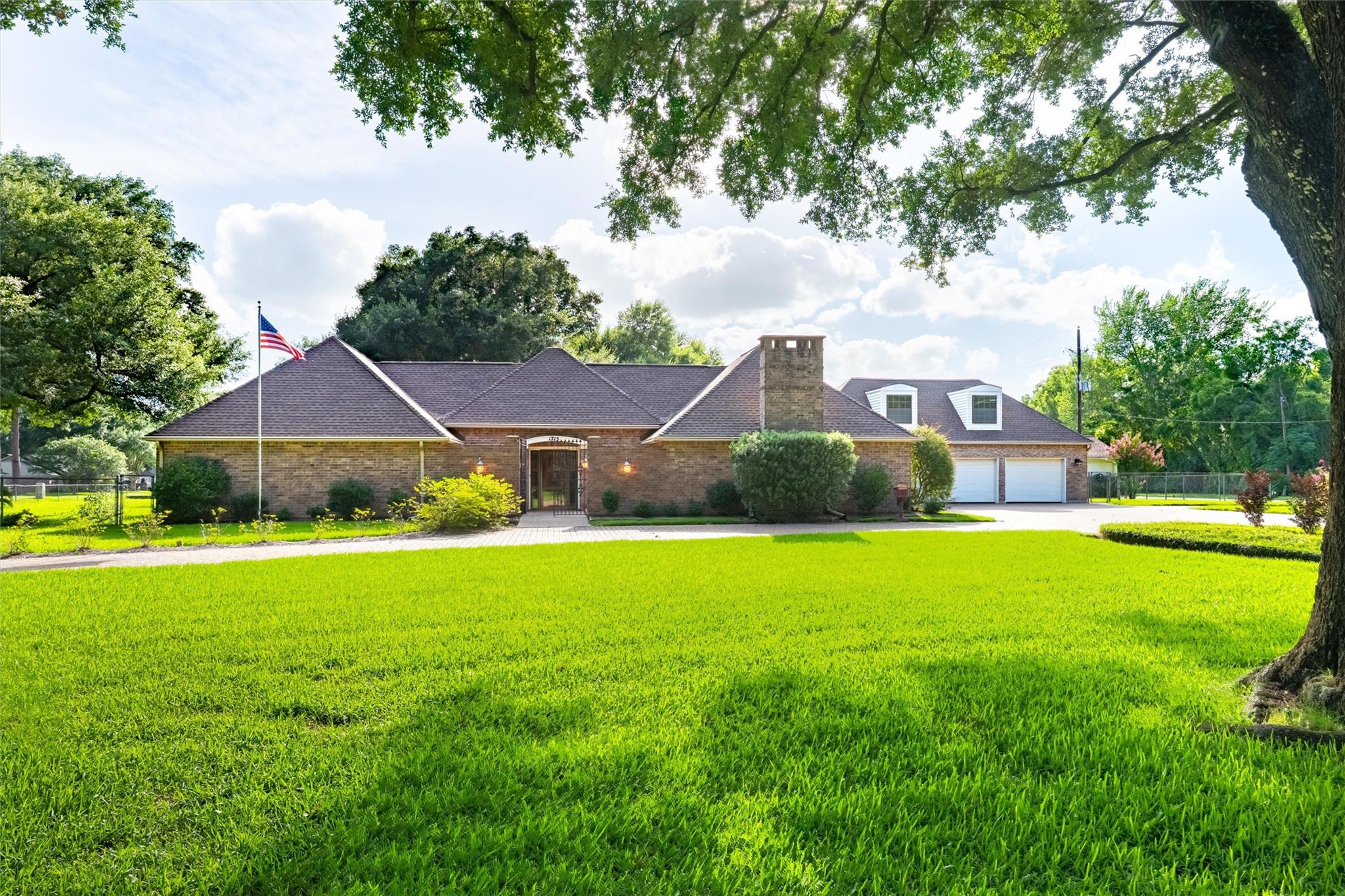 1715 Avenue D, Katy, TX 77493 photo