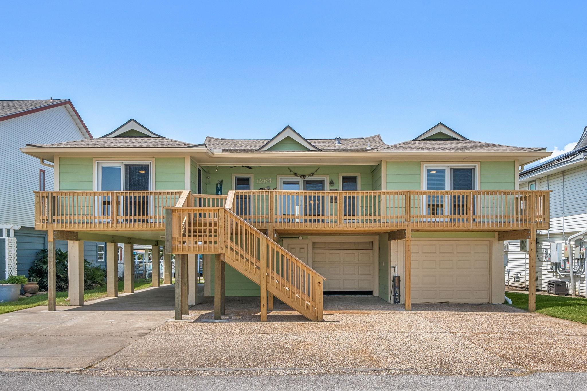 1264 Blue Heron St, Hitchcock, TX 77563 photo