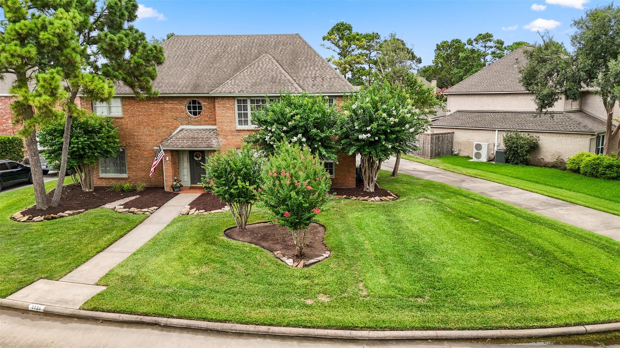 7723 Stonesdale Dr, Houston, TX 77095 photo