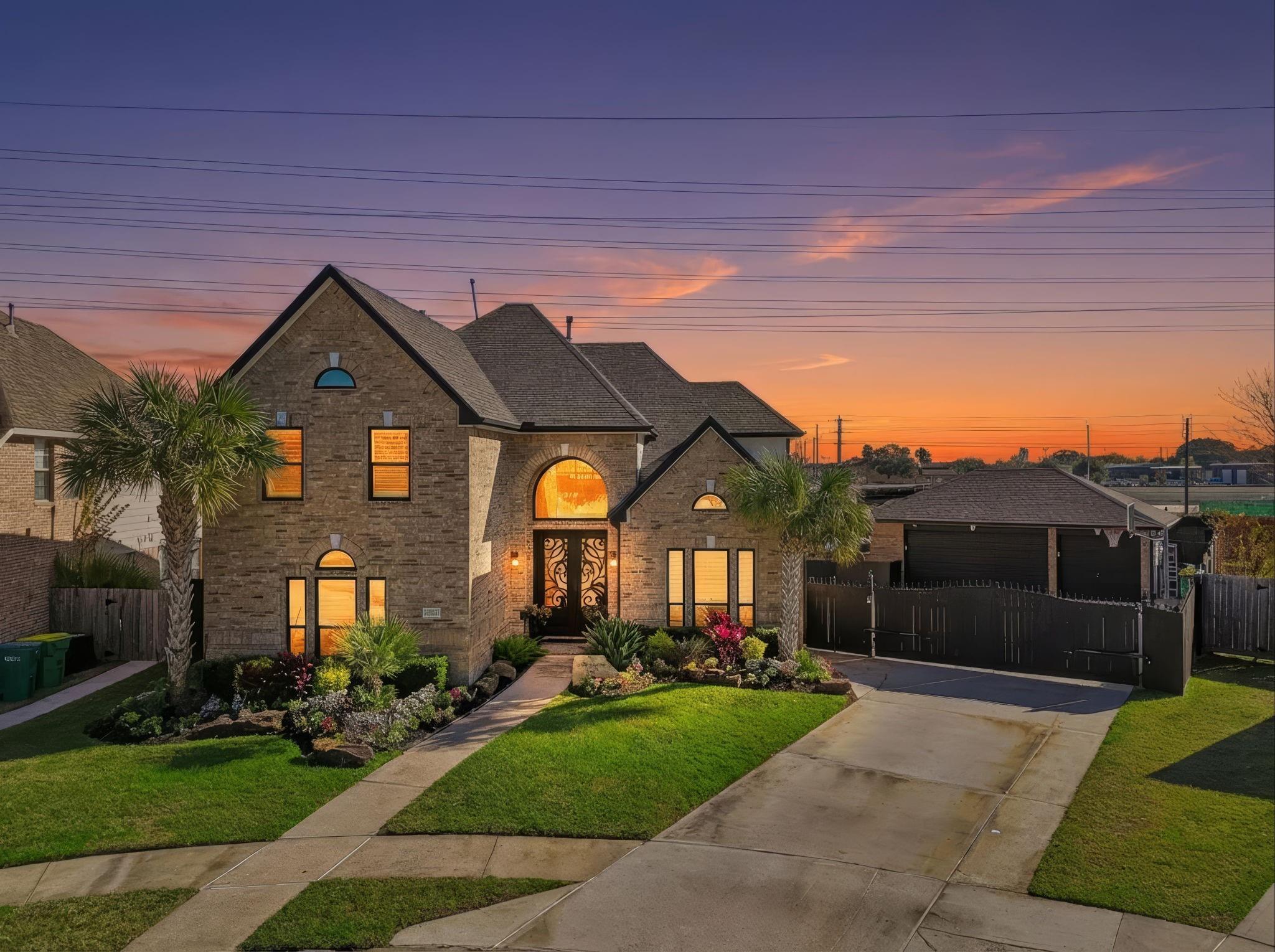 3305 Oak Dale Way, Seabrook, TX 77586 photo