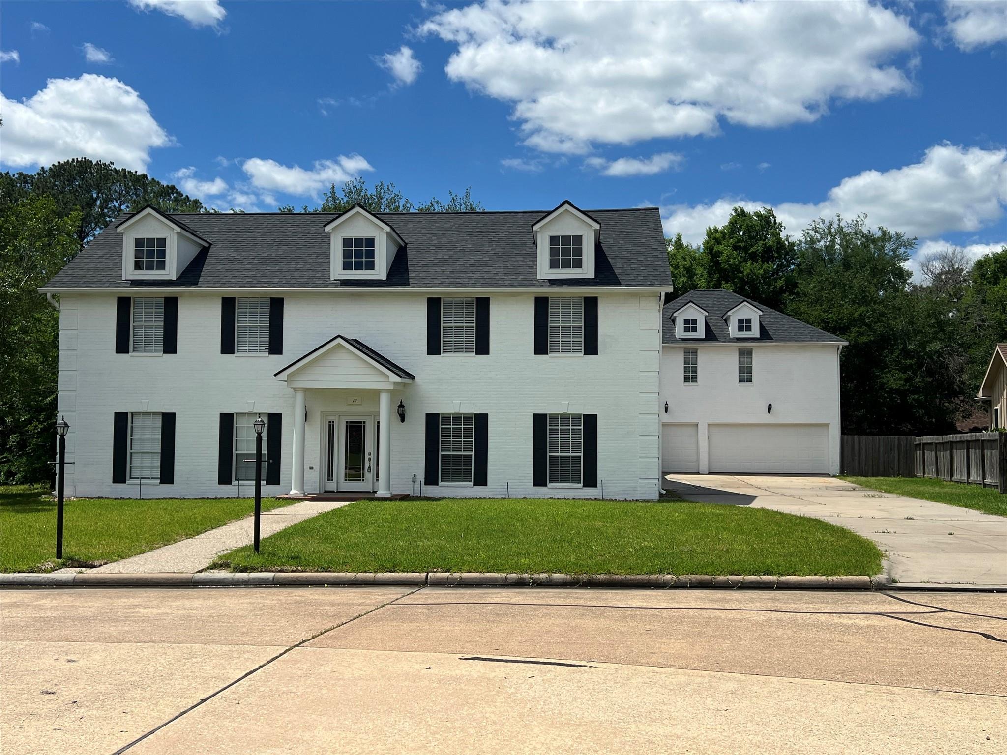 16 Marietta Ct, Montgomery, TX 77356 photo