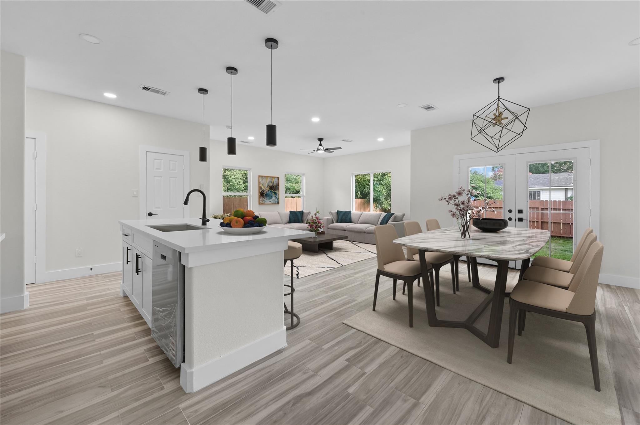 9807 Bamboo Rd, Houston, TX 77041