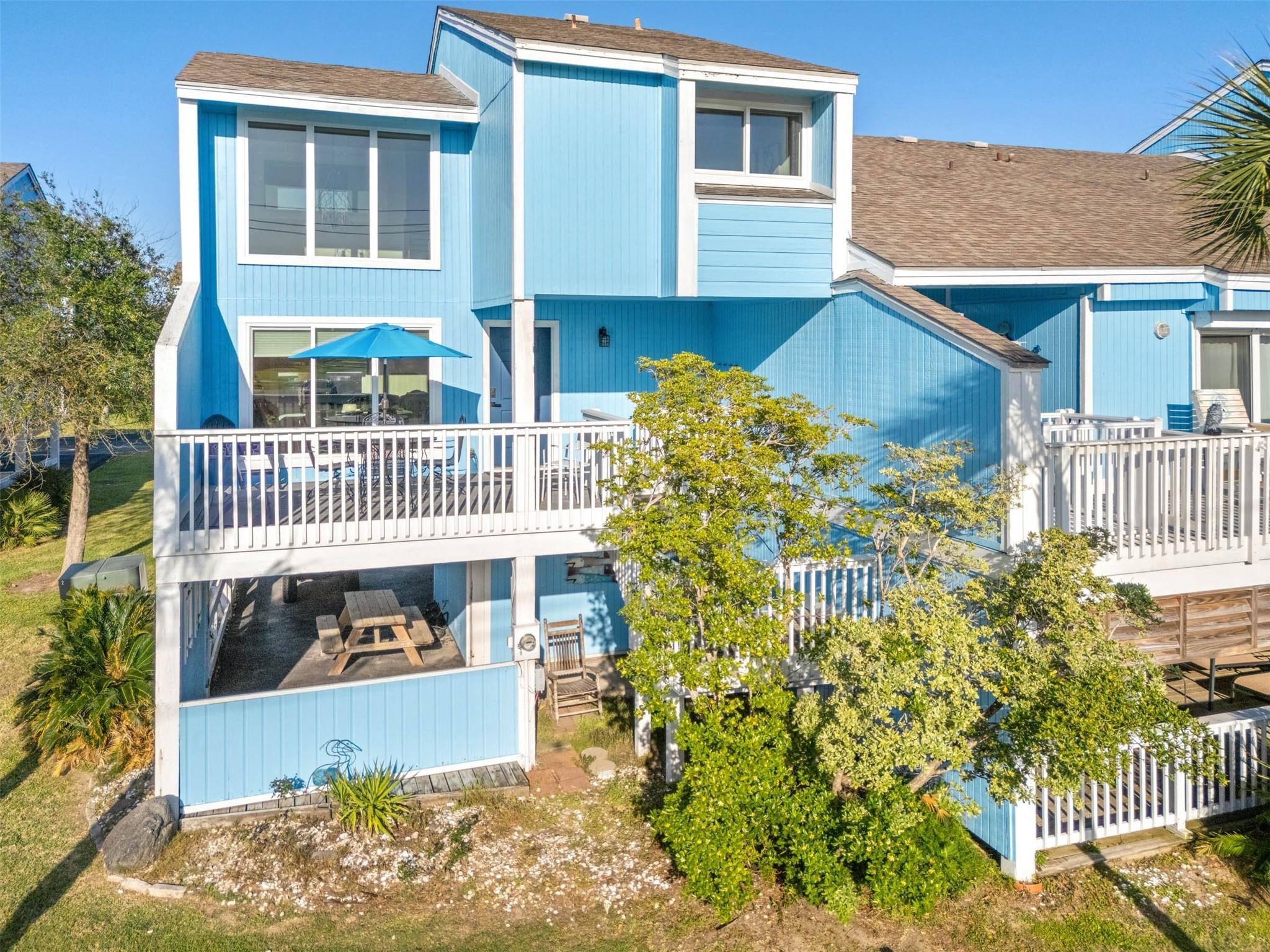 201 Jean Lafitte Cv, Galveston, TX 77554 photo