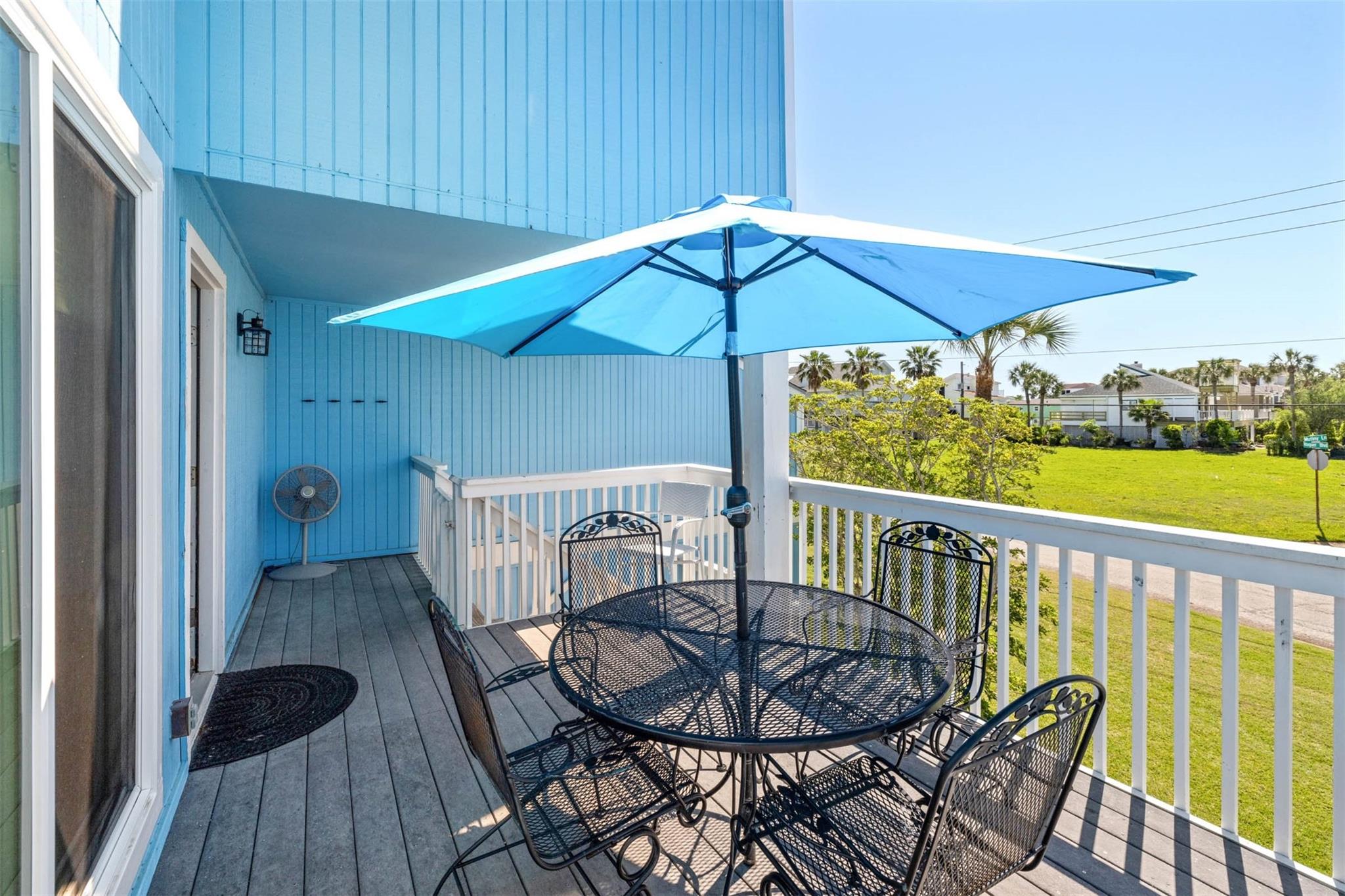 201 Jean Lafitte Cv, Galveston, TX 77554 photo