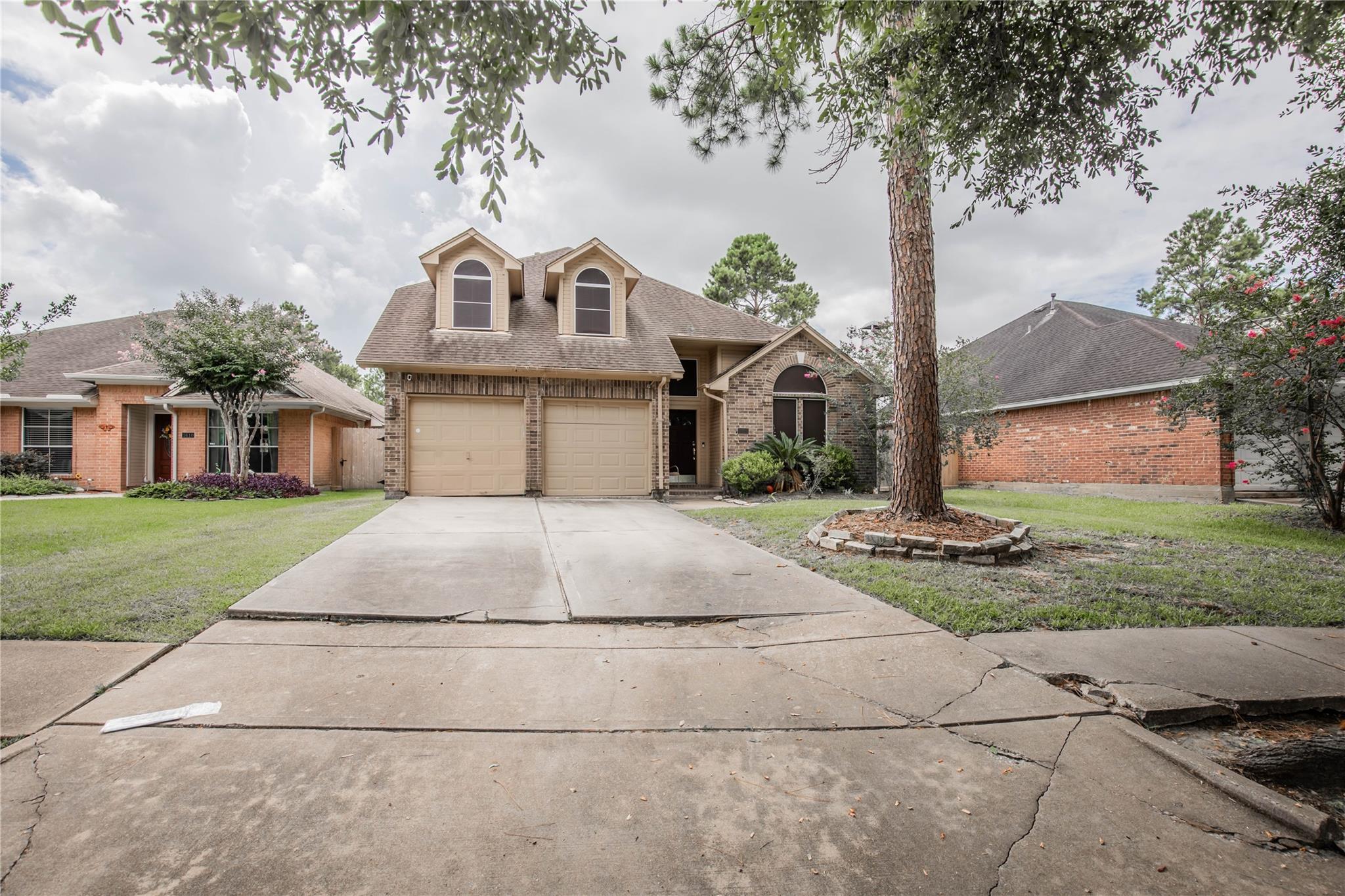 1606 Diamond Brook Dr, Houston, TX 77062