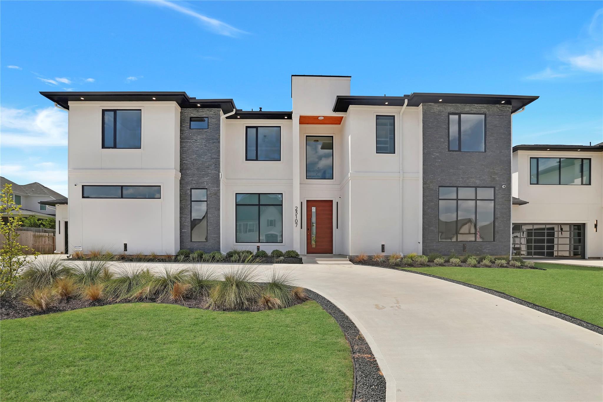 23107 Vista De Tres Lagos Dr, Spring, TX 77389