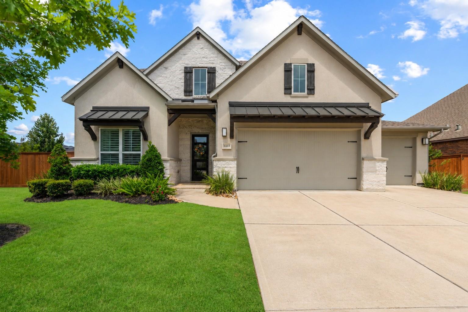 11203 Hillside Knoll Ln, Cypress, TX 77433