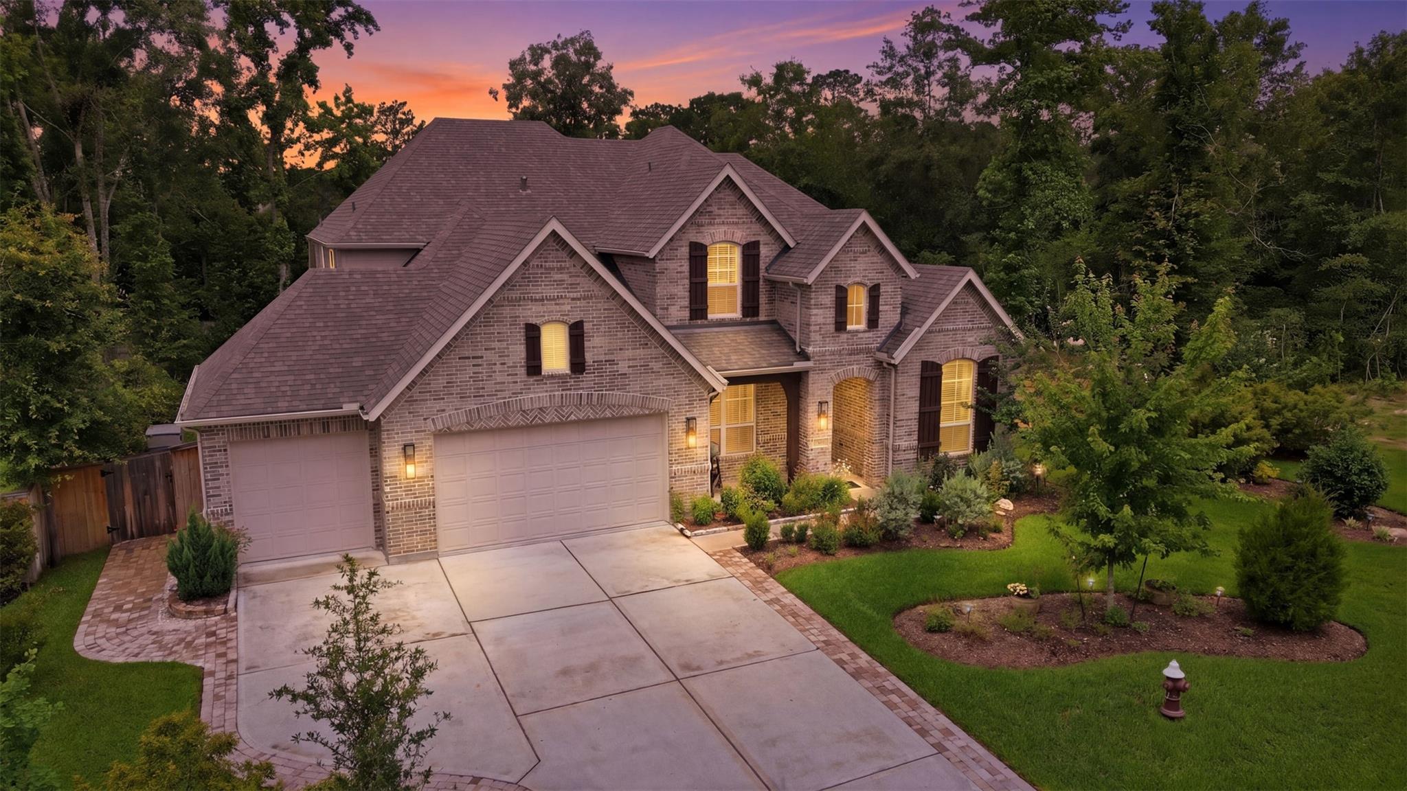 261 Monte Carlo Ln, Montgomery, TX 77316